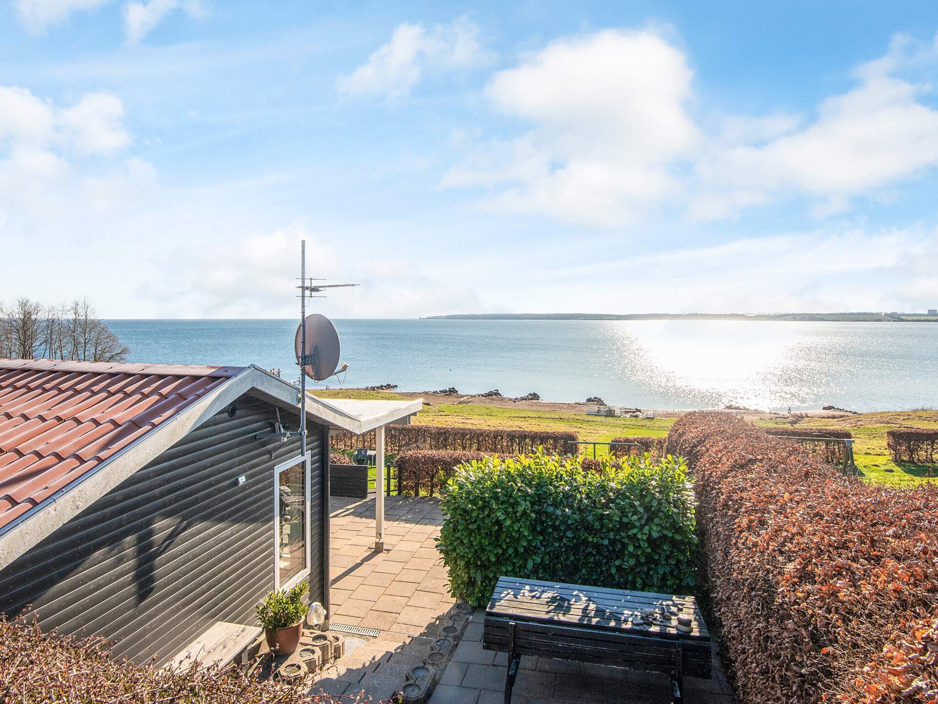 Vrijstaand vakantiehuis op uniek perceel met strandtoegang in Juelsminde - foto 9