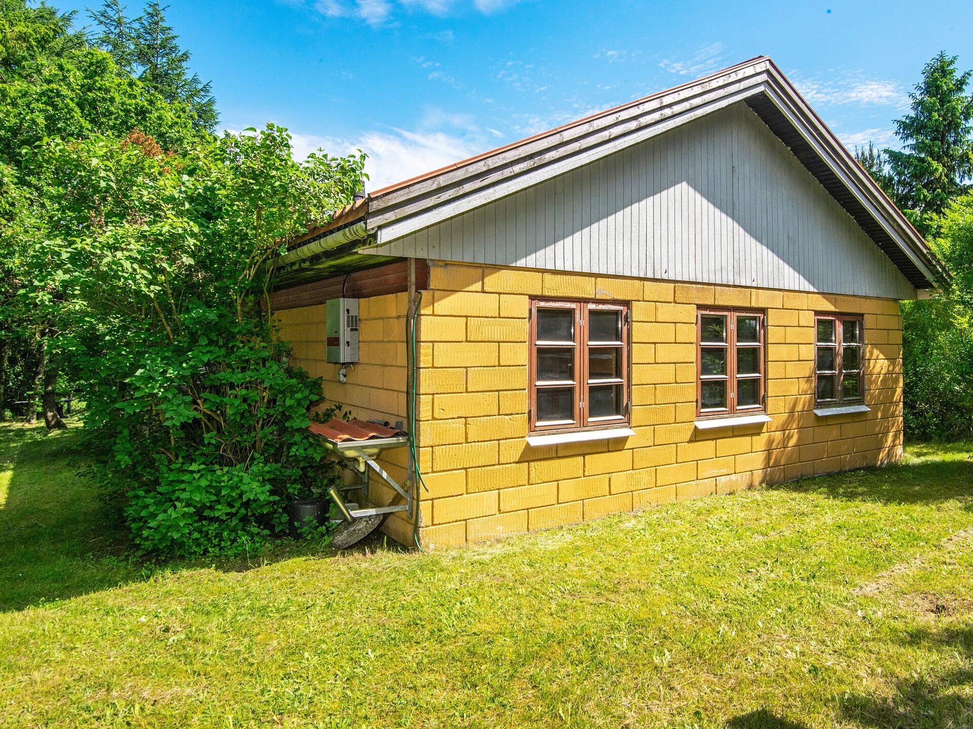 Vrijstaand vakantiehuis op 2500m² natuurdomein, 300m van de zee in Højslev - foto 3