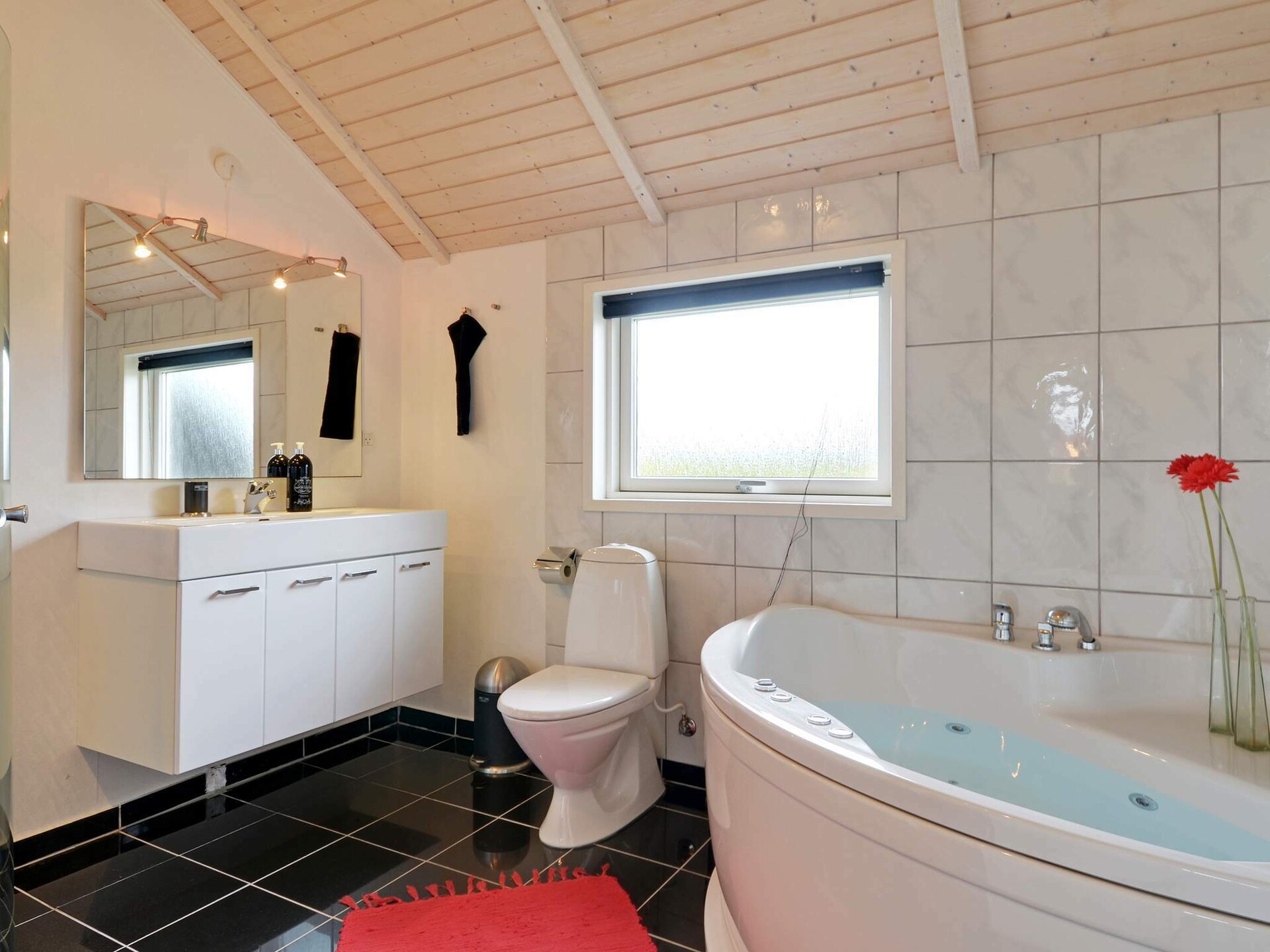 Vrijstaand vakantiehuis met sauna en whirlpool, 600m van zee in Tarm, Denemarken - foto 28