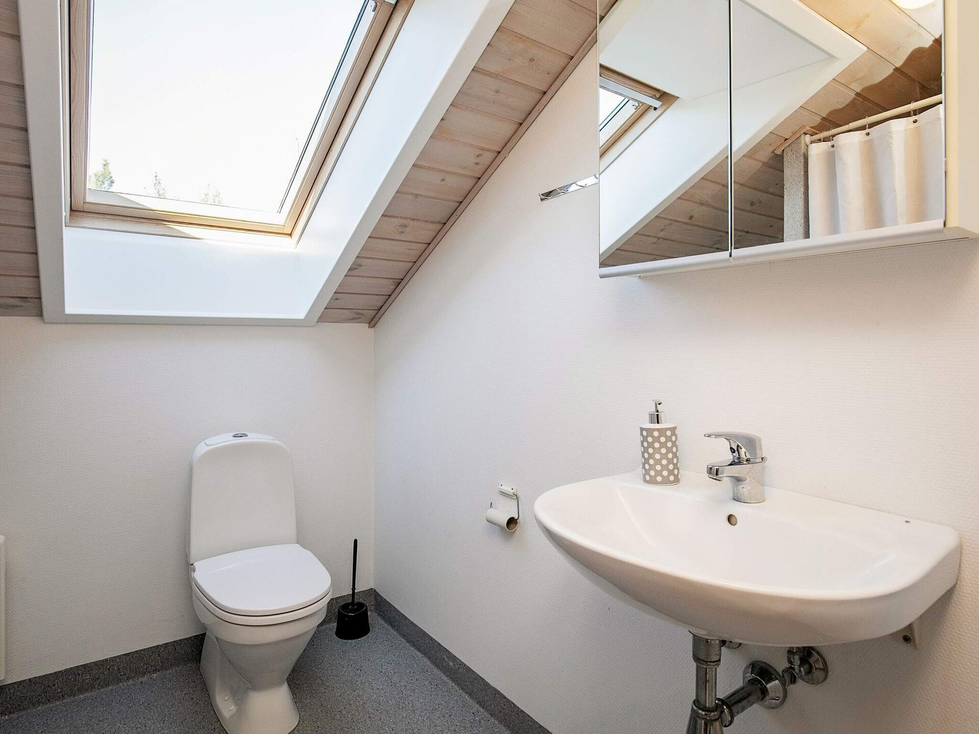 8-persoons vakantiehuis aan zee in Thyholm met whirlpool - foto 33