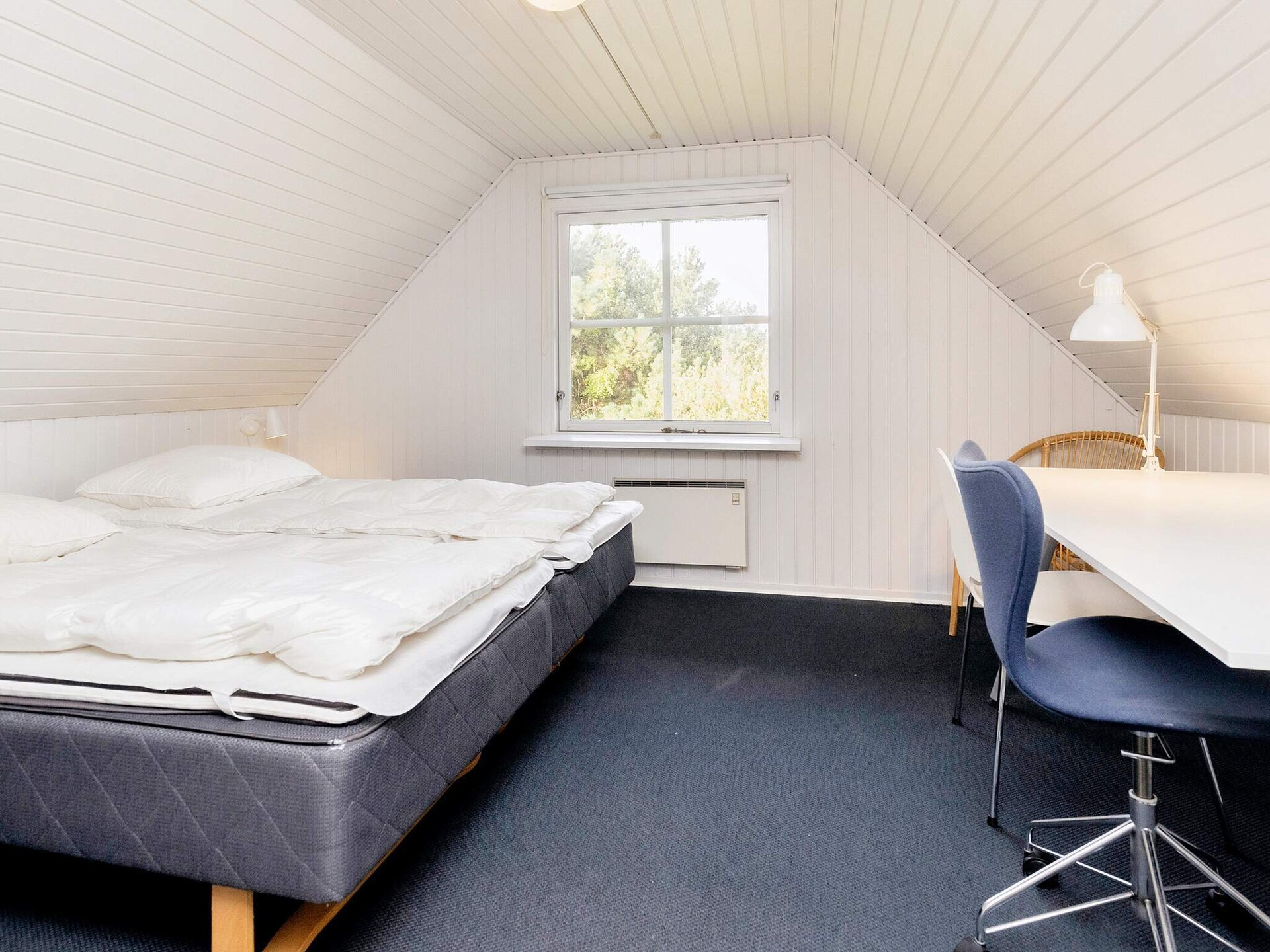 Sfeervol rietgedekt vakantiehuis met whirlpool op 2,4 km van het strand - foto 31