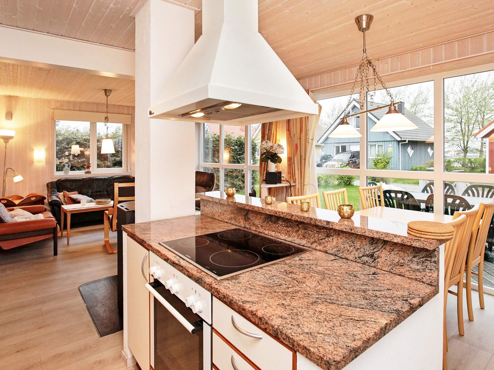 8-persoons vakantiehuis aan zee in Gelting met loggia - foto 25