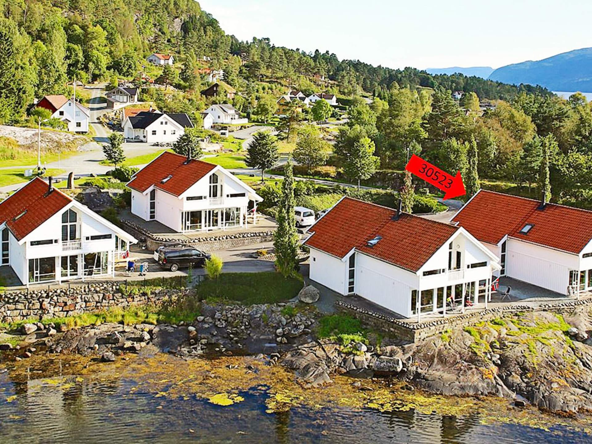 Op 1,0 km van de piste: ruim vakantiehuis in Jelsa voor 12 personen - foto 2