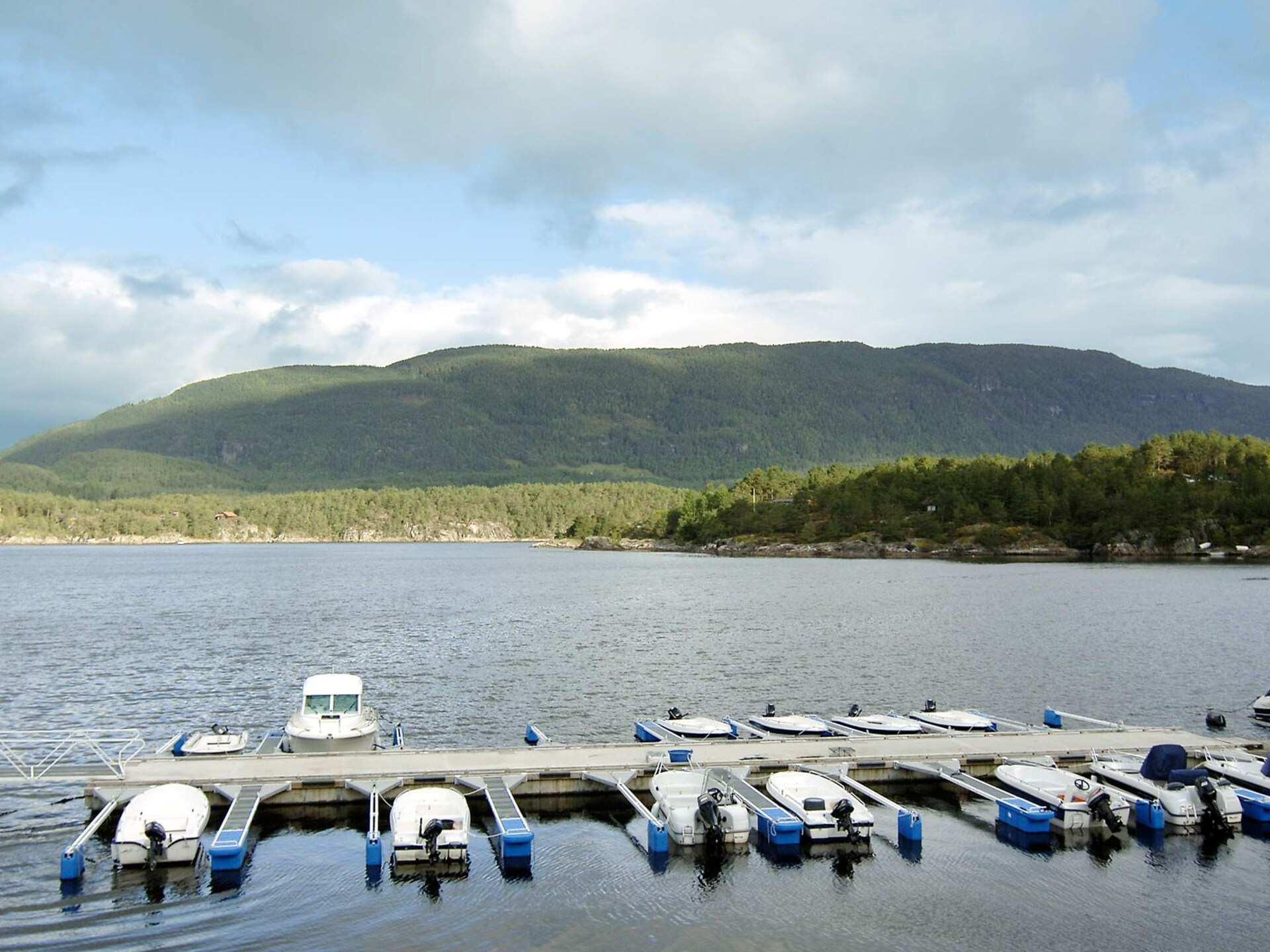 Op 1,0 km van de piste: ruim vakantiehuis in Jelsa voor 12 personen - foto 9