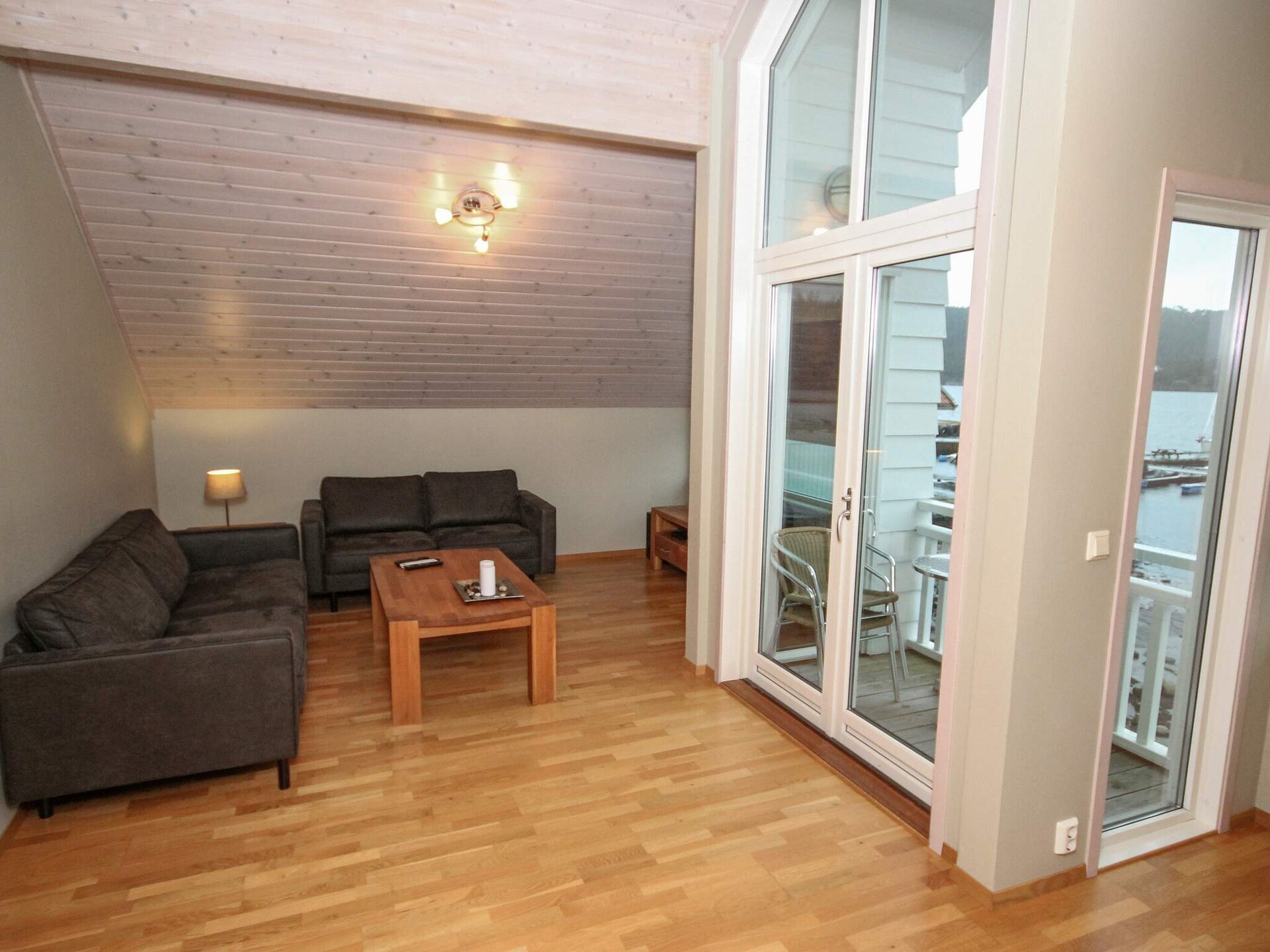 Op 1,0 km van de piste: ruim vakantiehuis in Jelsa voor 12 personen · 250 m² - foto 28