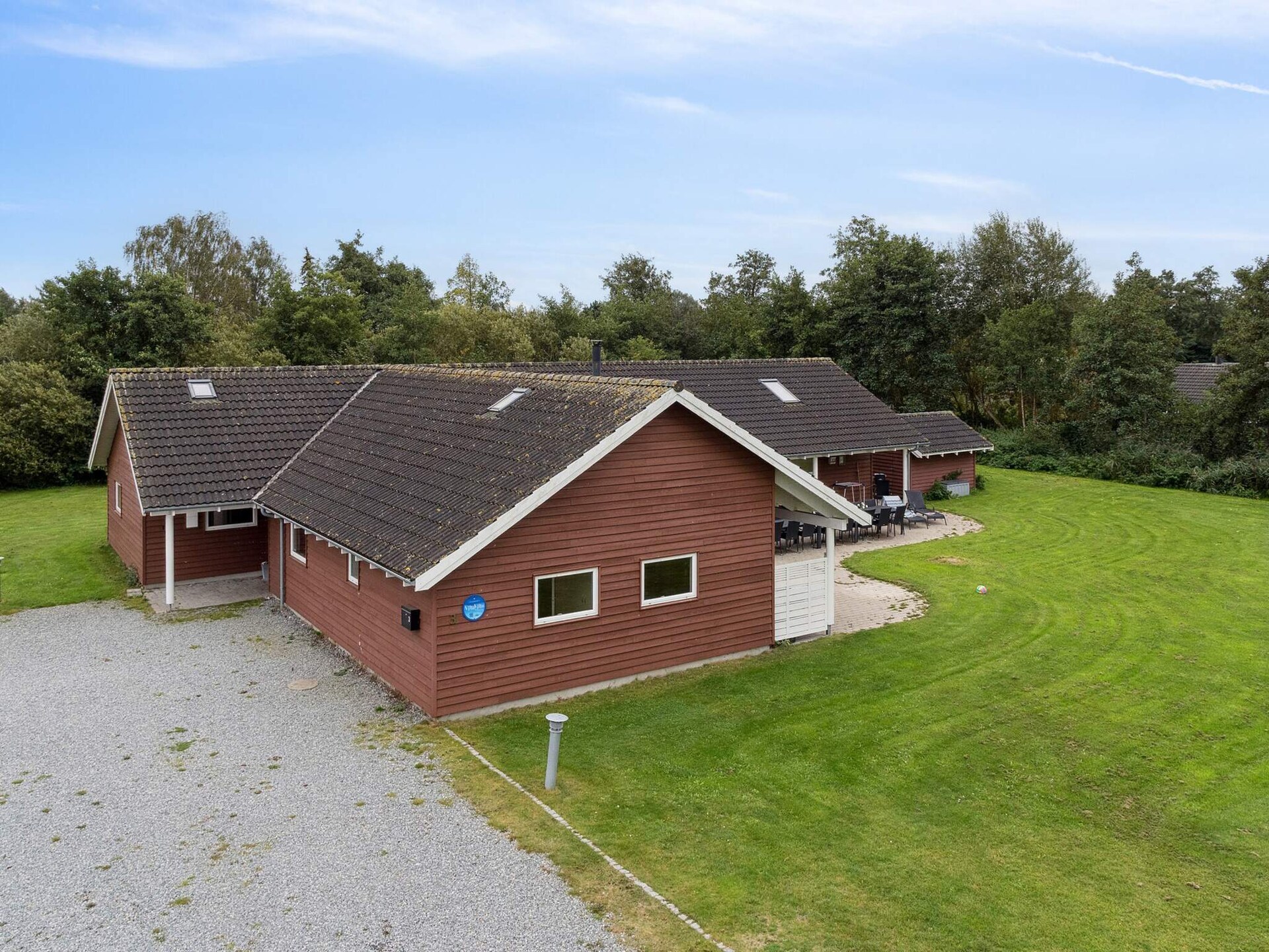 Groot vrijstaand vakantiehuis voor 18 personen met zwembad, sauna en activiteitenruimte op 600m van zee - foto 8