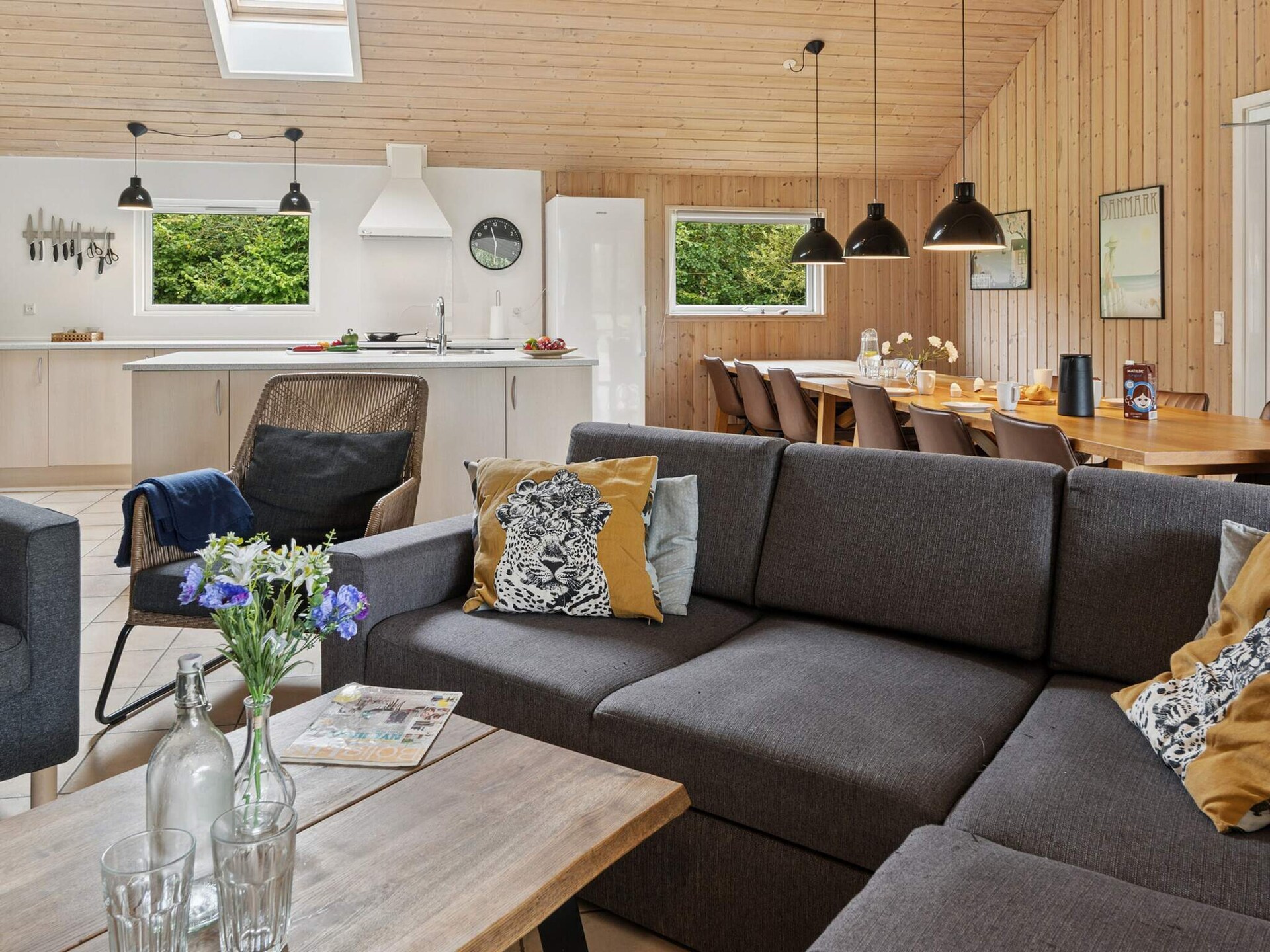 Groot vrijstaand vakantiehuis voor 18 personen met zwembad, sauna en activiteitenruimte op 600m van zee - foto 35
