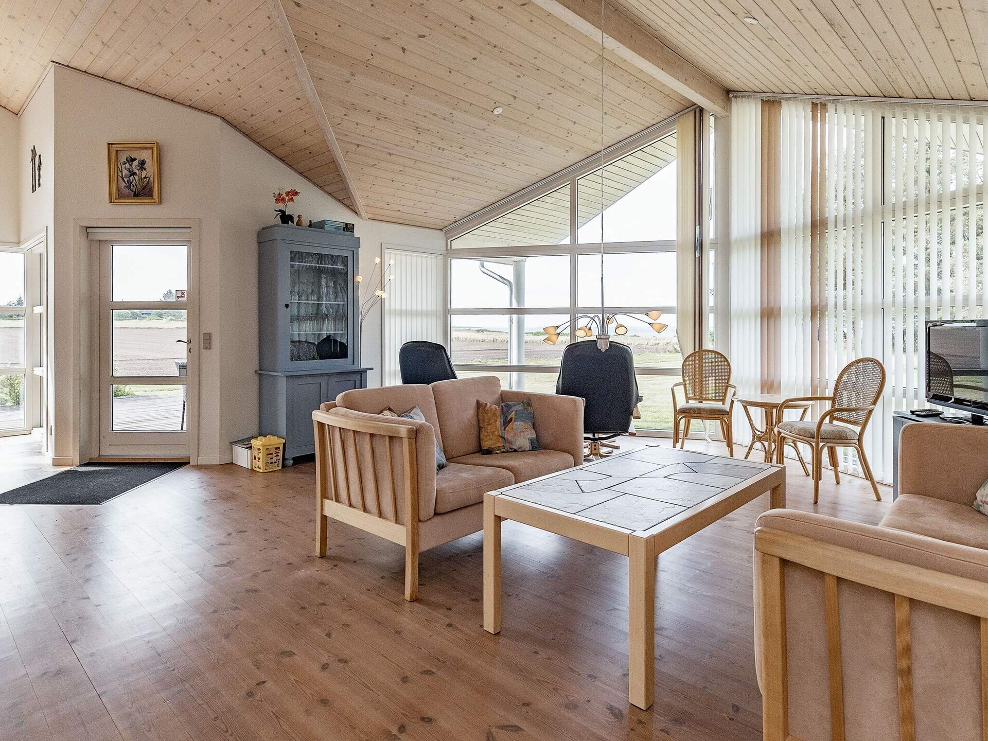 Aan zee: Ruim vakantiehuis in Spøttrup met whirlpool en sauna - foto 35