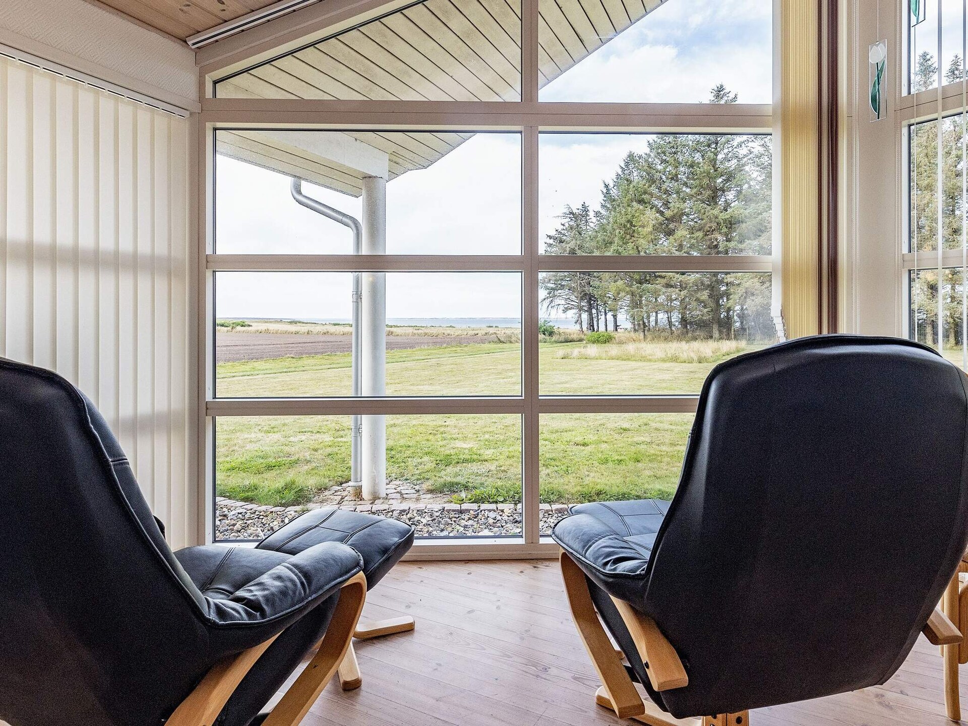 Aan zee: Ruim vakantiehuis in Spøttrup met whirlpool en sauna - foto 58