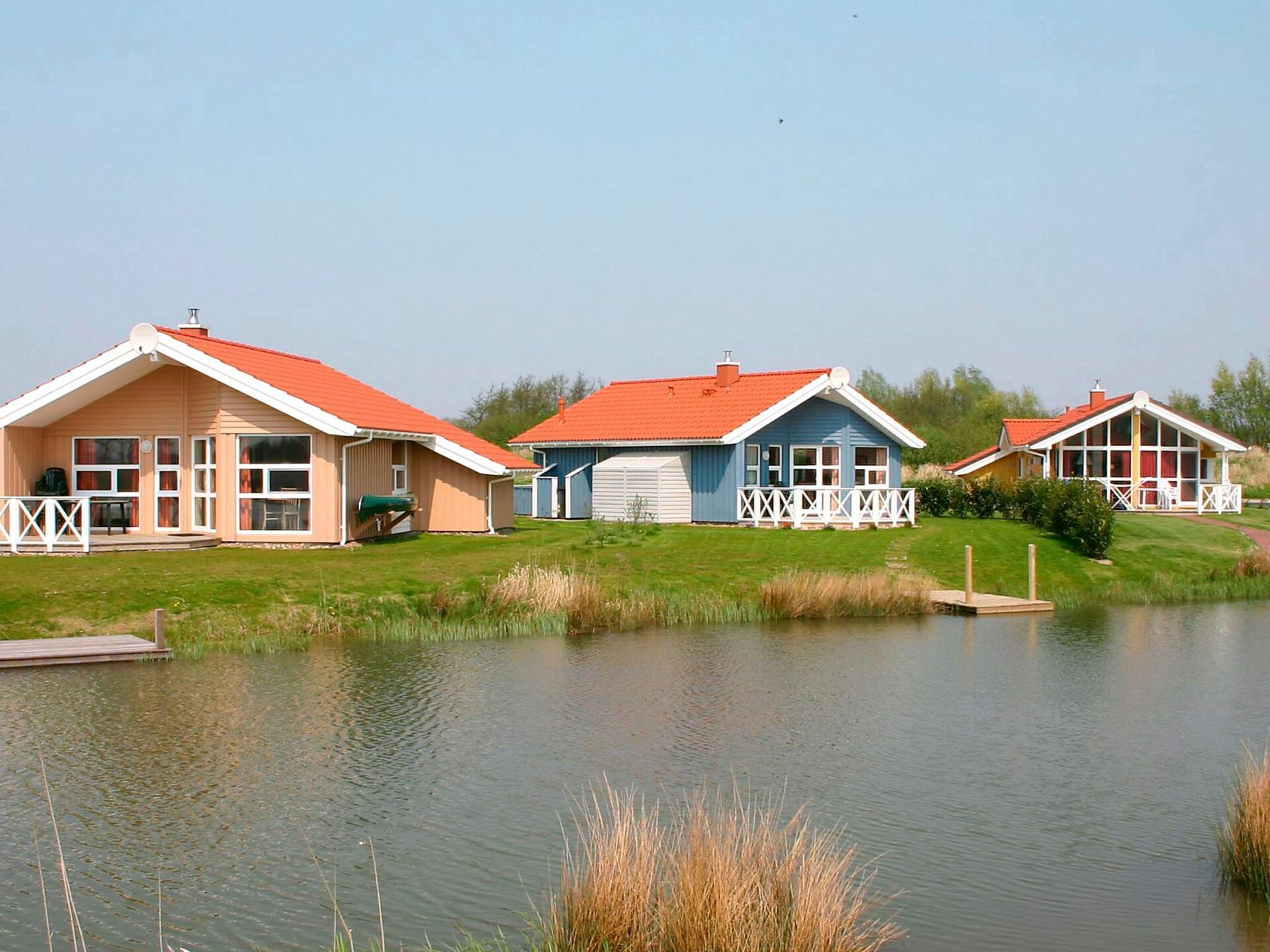 Modern vakantiehuis in Deense stijl met sauna, jacuzzi en uitzicht op het water - foto 19