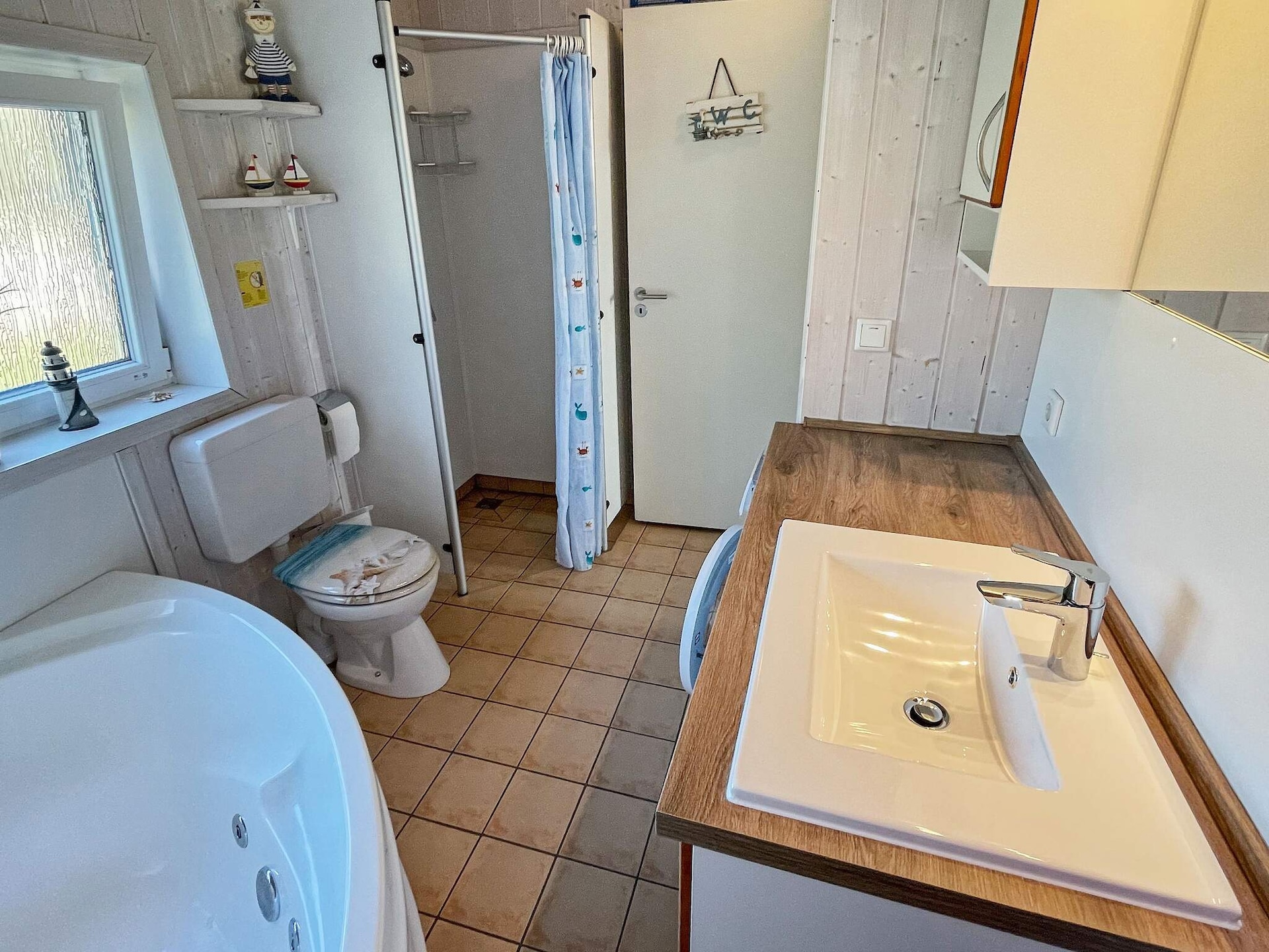 Op 1,5 km van zee: Licht vakantiehuis in Otterndorf voor 6 personen - foto 15