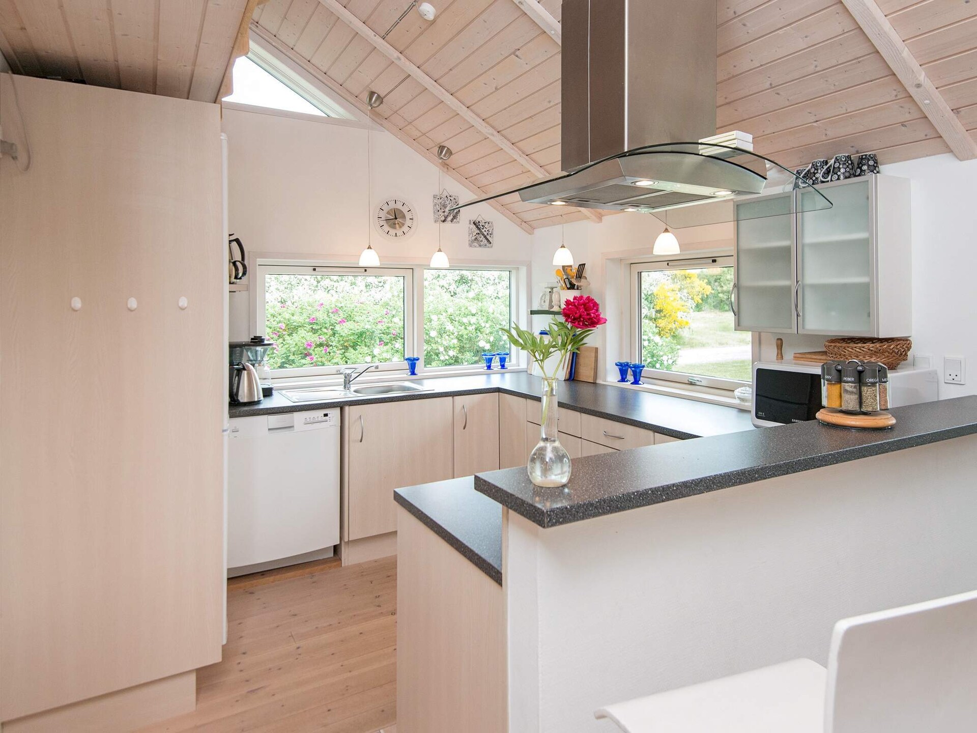 Aan zee: Rustgevend vakantiehuis in Allingåbro met sauna en whirlpool - foto 36