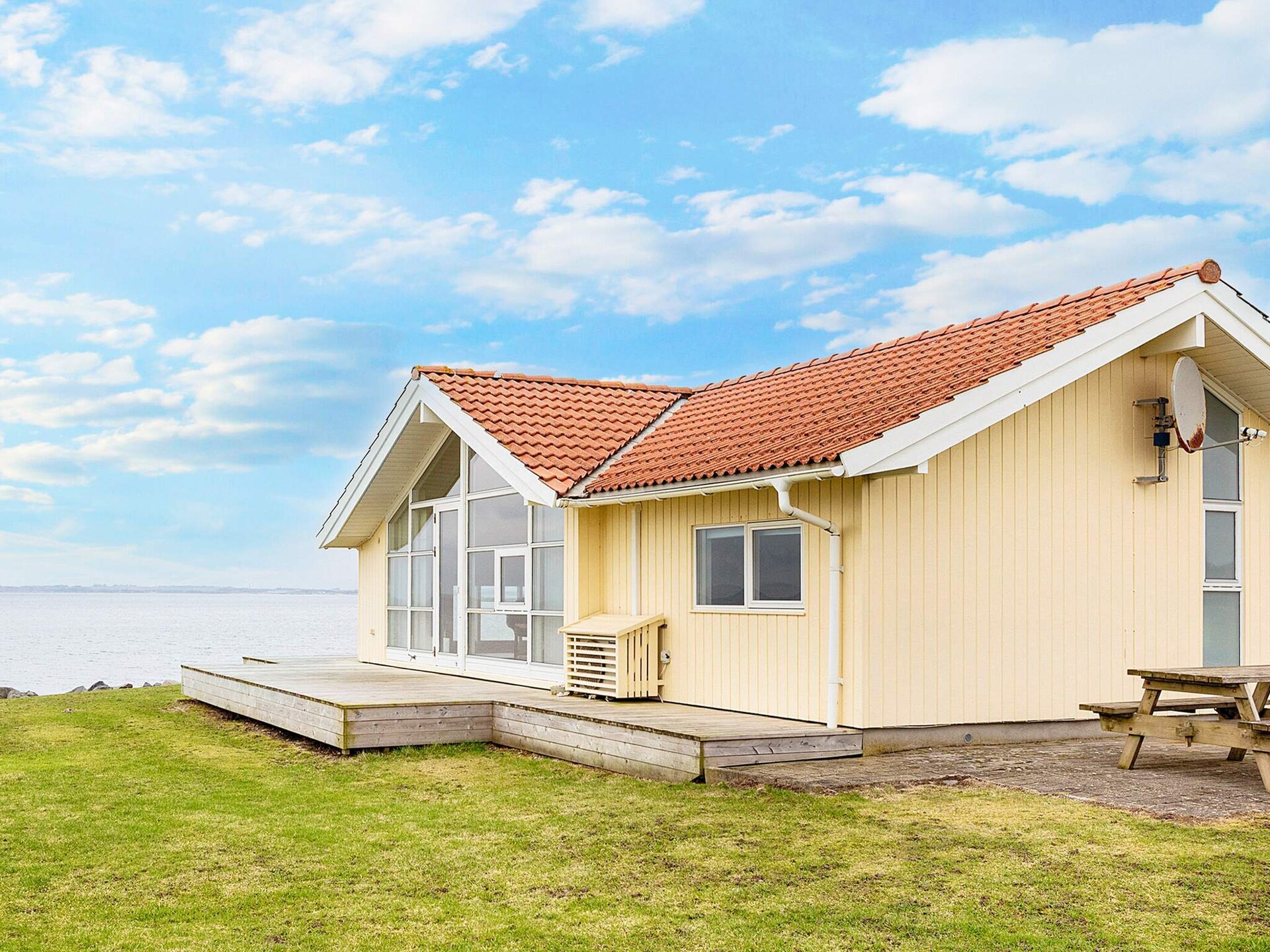 Aan zee: Rustgevend vakantiehuis met panoramisch uitzicht in Vinderup - foto 1