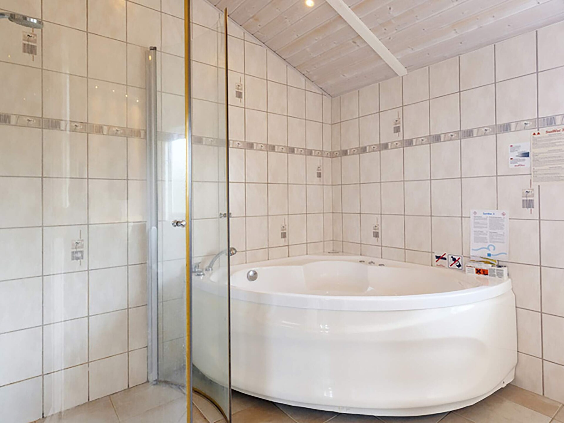 Op 300 m van zee: Ruim vakantiehuis in Rudkøbing met sauna en whirlpool - foto 7