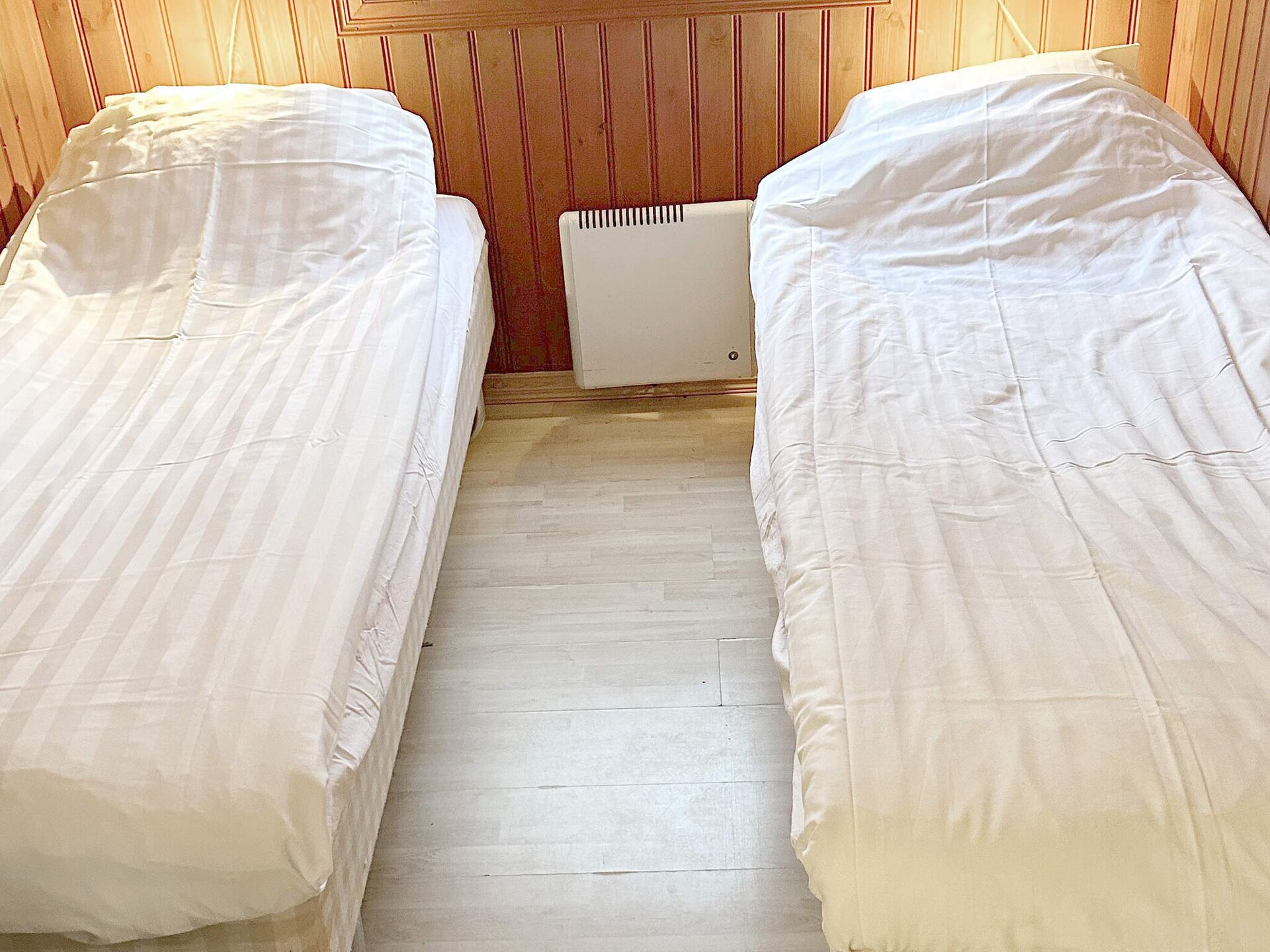 Op 300 m van het meer: Sfeervol vakantiehuis in Håcksvik - foto 9