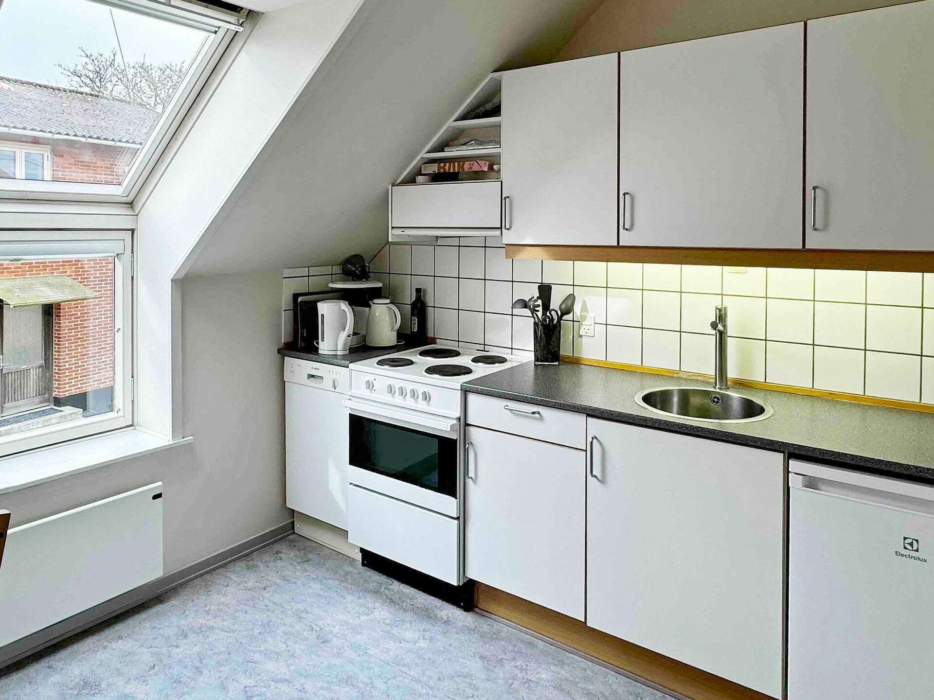 Op 300 m van zee: Comfortabel appartement in hartje Gudhjem - foto 6
