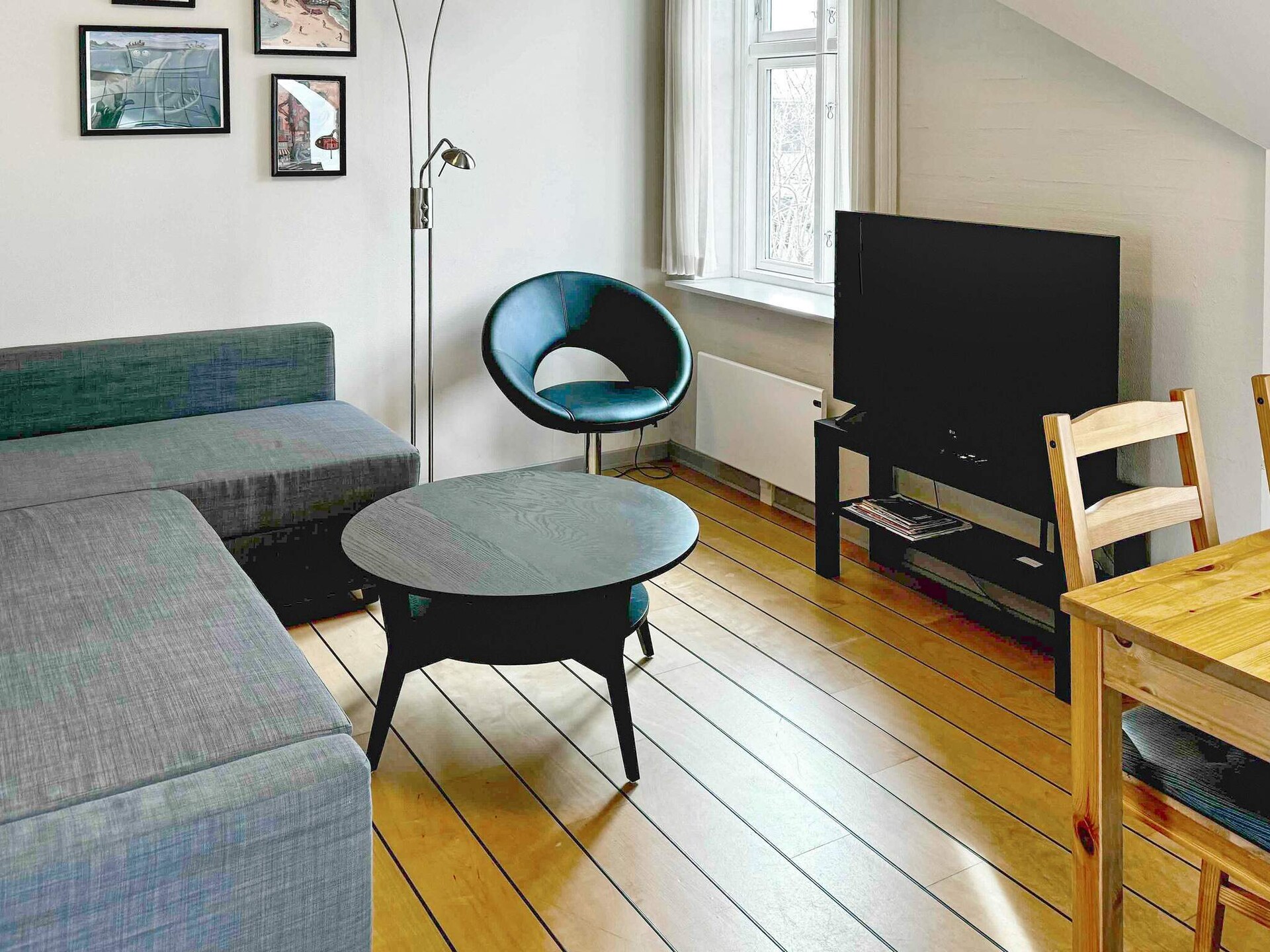 Op 300 m van zee: Comfortabel appartement in hartje Gudhjem - foto 15