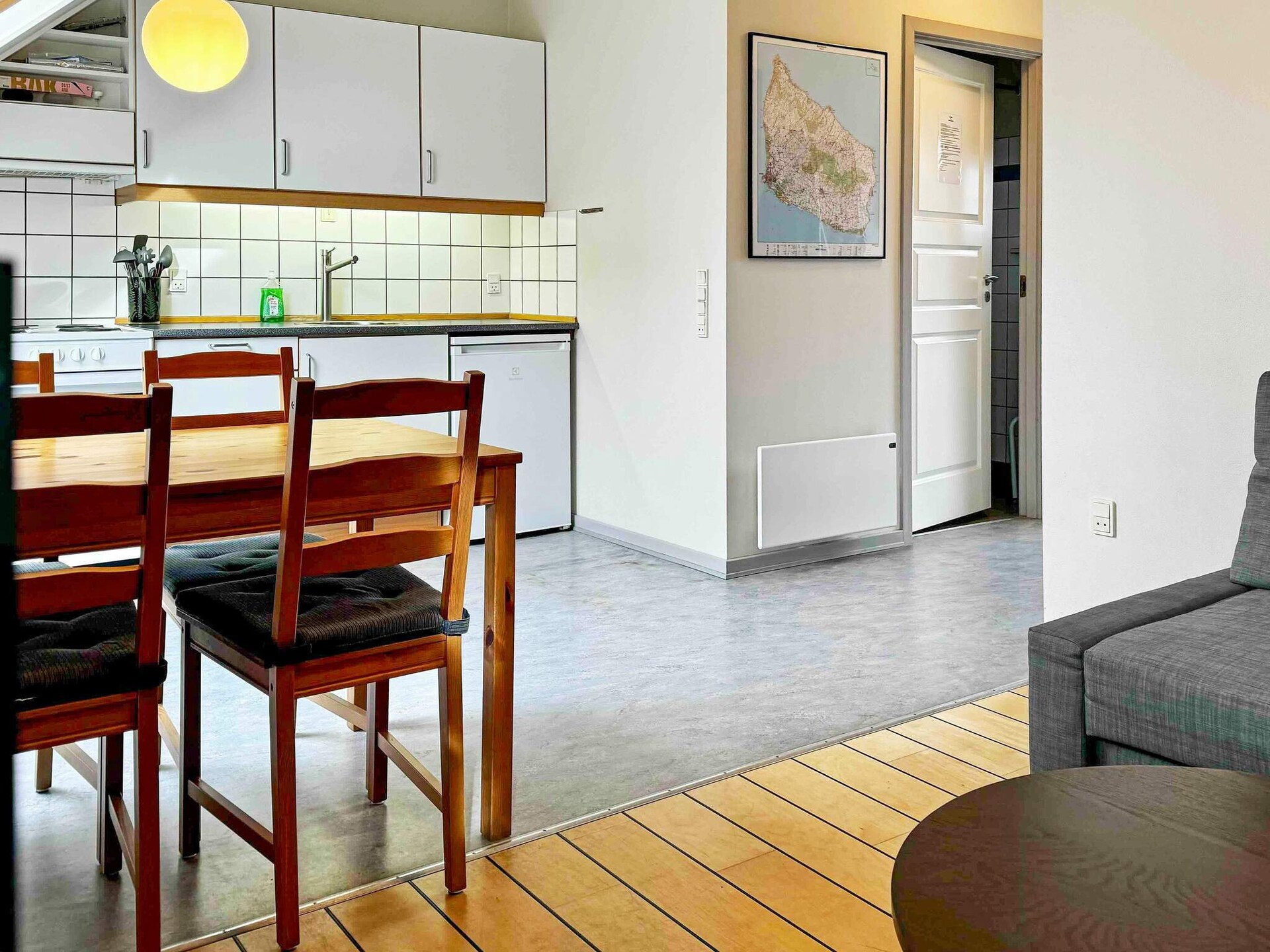 Op 300 m van zee: Comfortabel appartement in hartje Gudhjem - foto 16