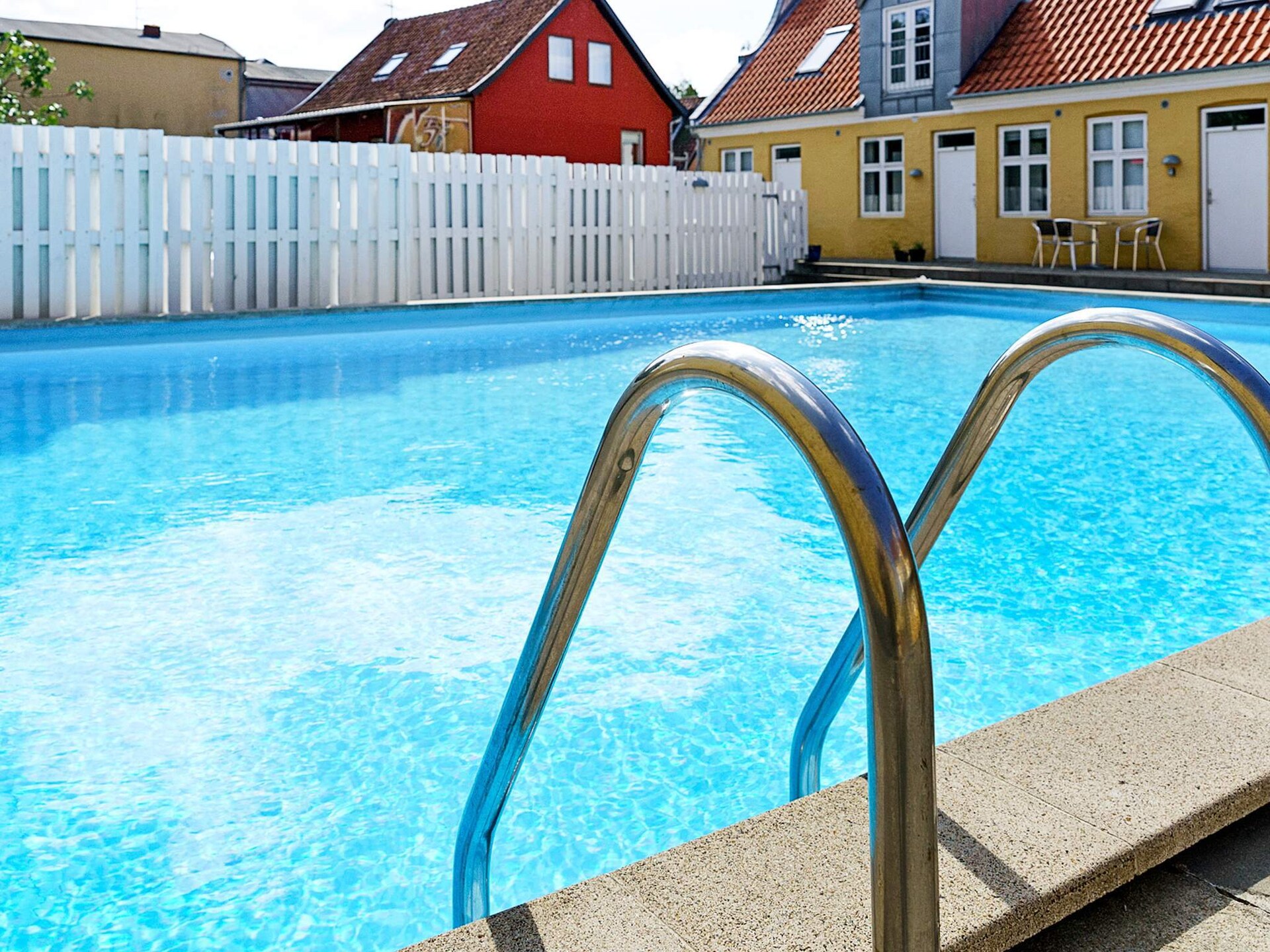 Op 300 m van zee: Comfortabel appartement in hartje Gudhjem - foto 25