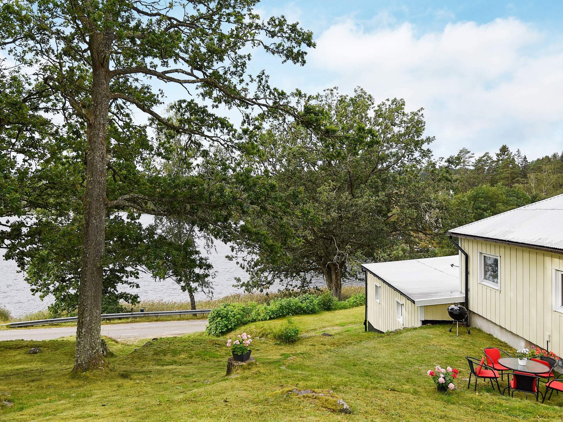 Vrijstaand vakantiehuis aan het Bullarsjön meer, 30m van het water - foto 5