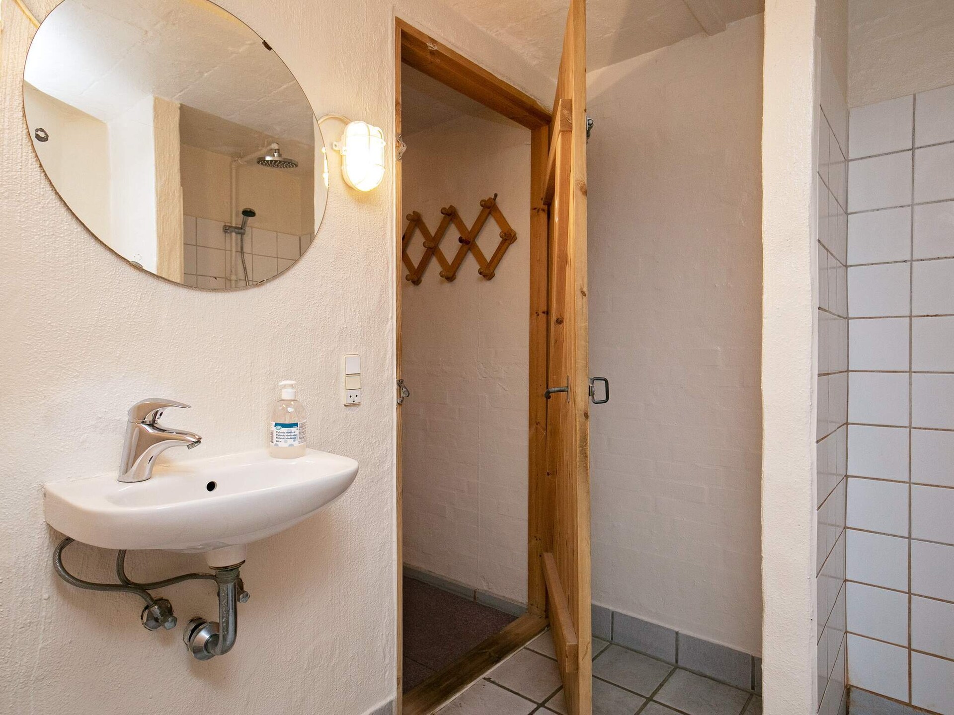 Groots vakantielandhuis met uitzicht op de Limfjord, zwembad en activiteitenruimte - foto 34