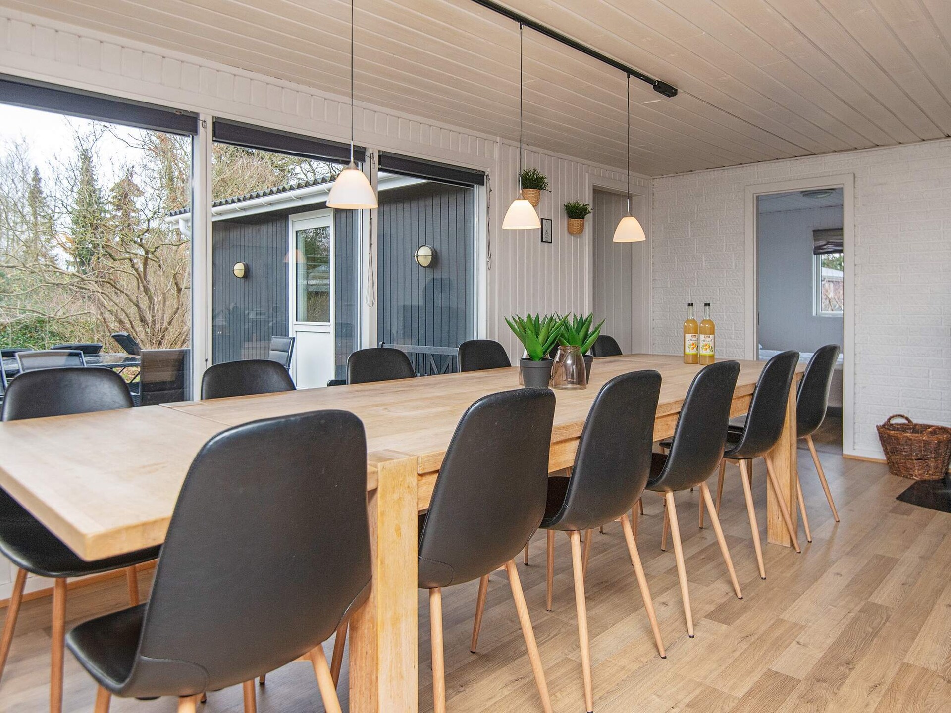Op 300 m van zee: ruim vakantiehuis in Ørsted voor 14 personen - foto 35