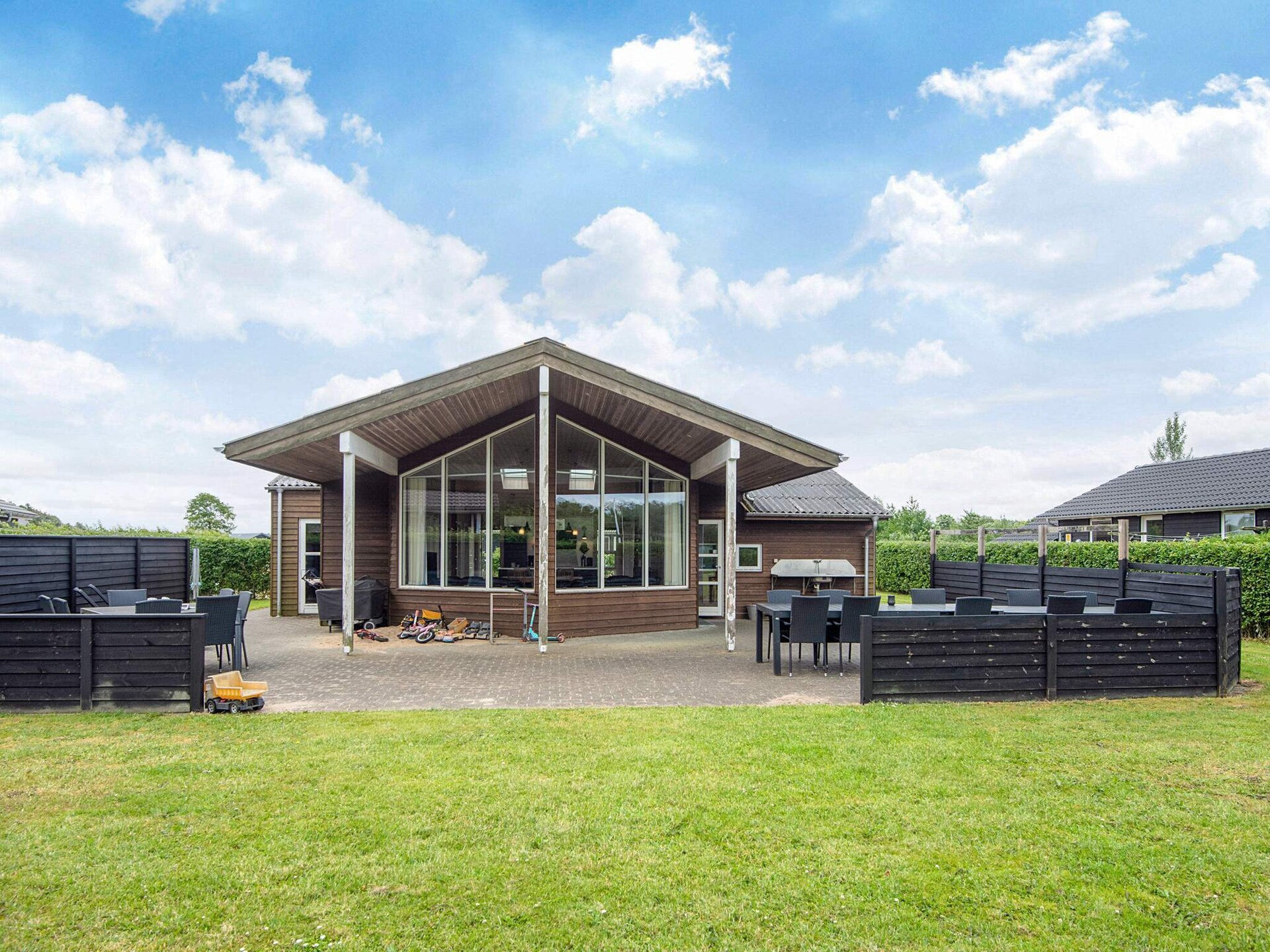 Activiteitenhuis aan het Kvie Meer met whirlpool, stoomcabine en panoramisch uitzicht - foto 1
