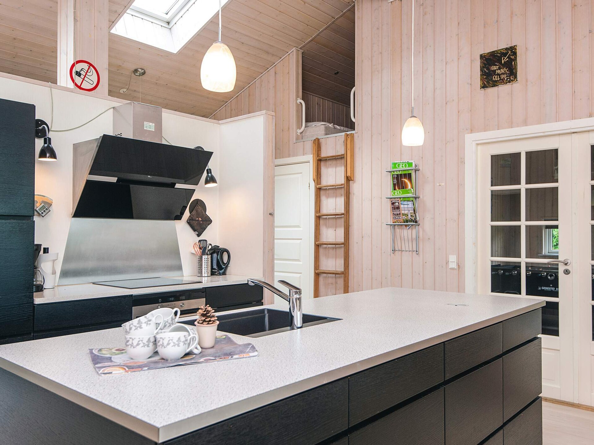 Activiteitenhuis aan het Kvie Meer met whirlpool, stoomcabine en panoramisch uitzicht - foto 15