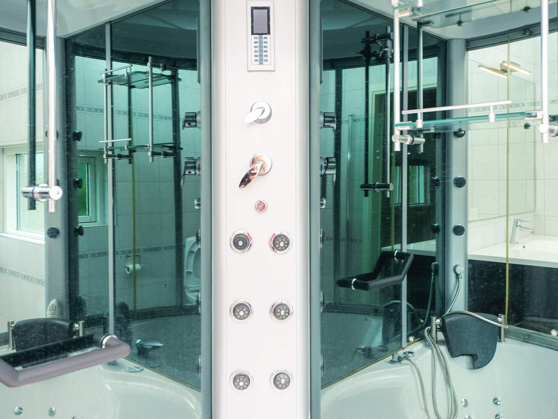 Activiteitenhuis aan het Kvie Meer met whirlpool, stoomcabine en panoramisch uitzicht - foto 24