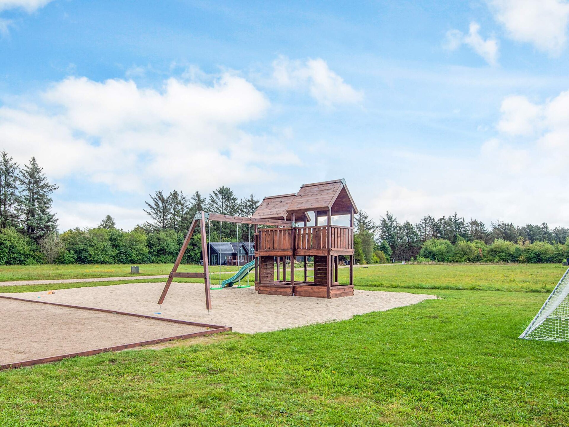 Activiteitenhuis aan het Kvie Meer met whirlpool, stoomcabine en panoramisch uitzicht - foto 29