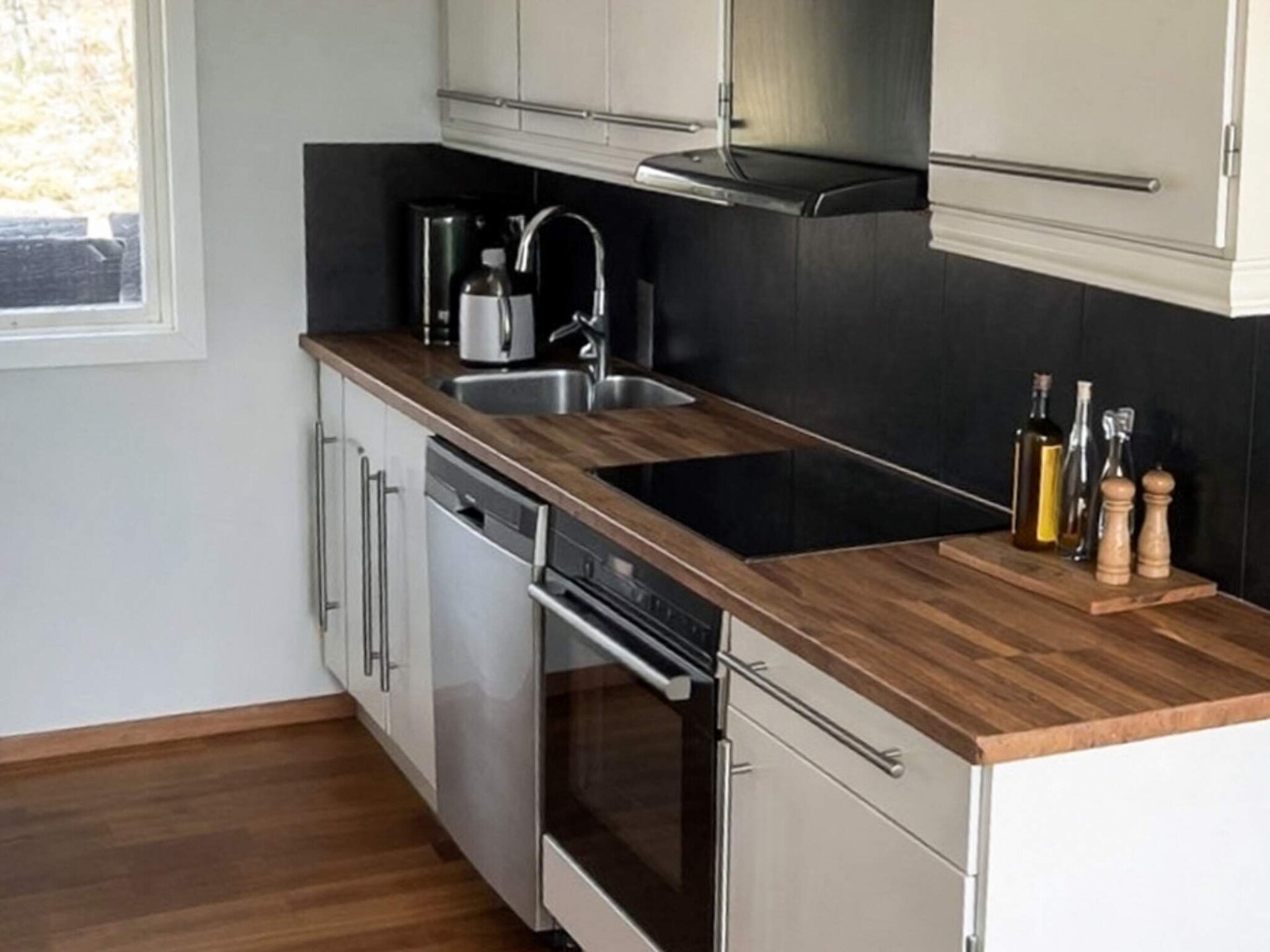 Op 300 m van het meer: sfeervol vakantiehuis in Håcksvik · 5 pers. - foto 12