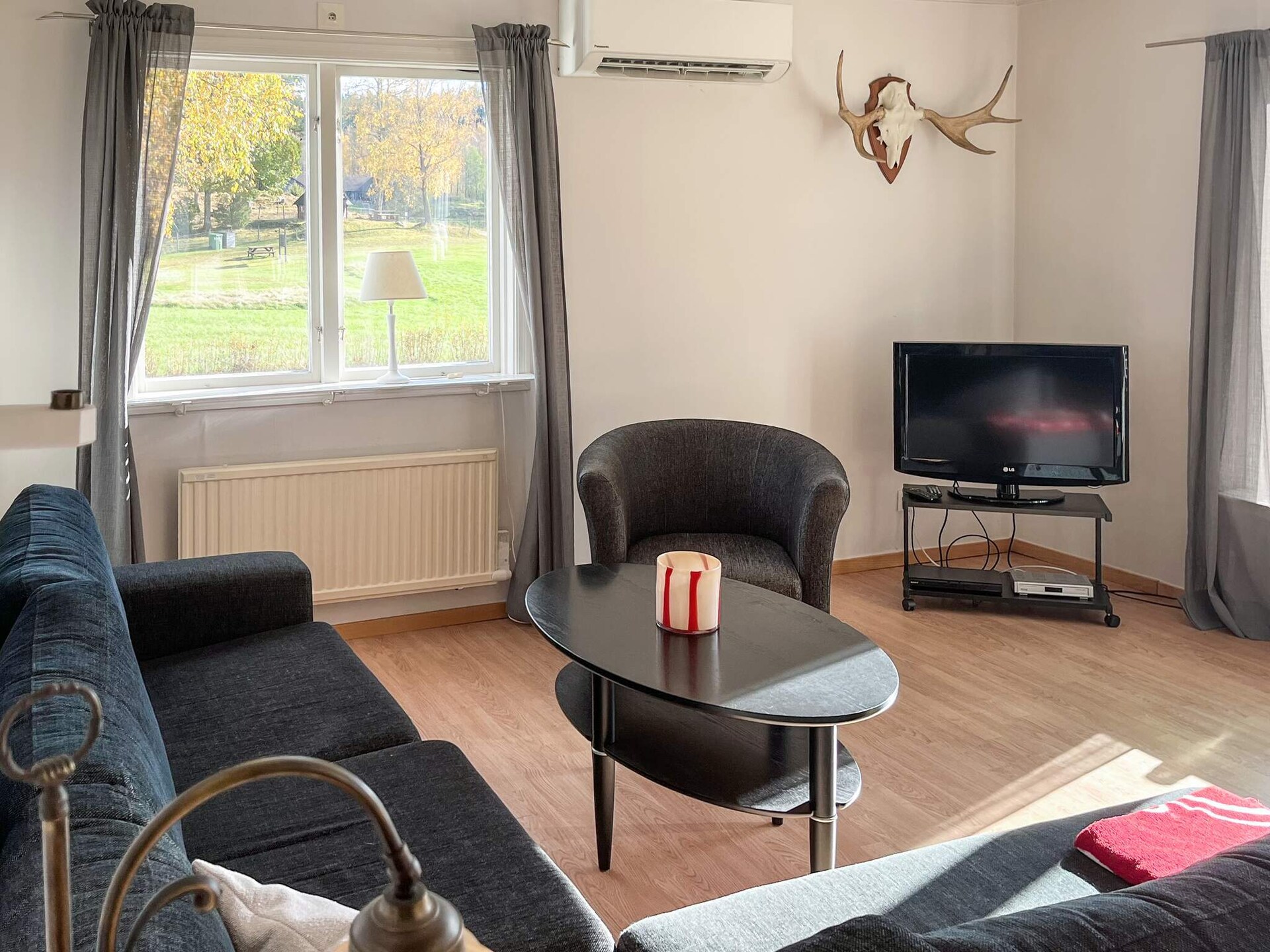 4-persoons vakantiehuis aan het meer in Håcksvik - foto 20
