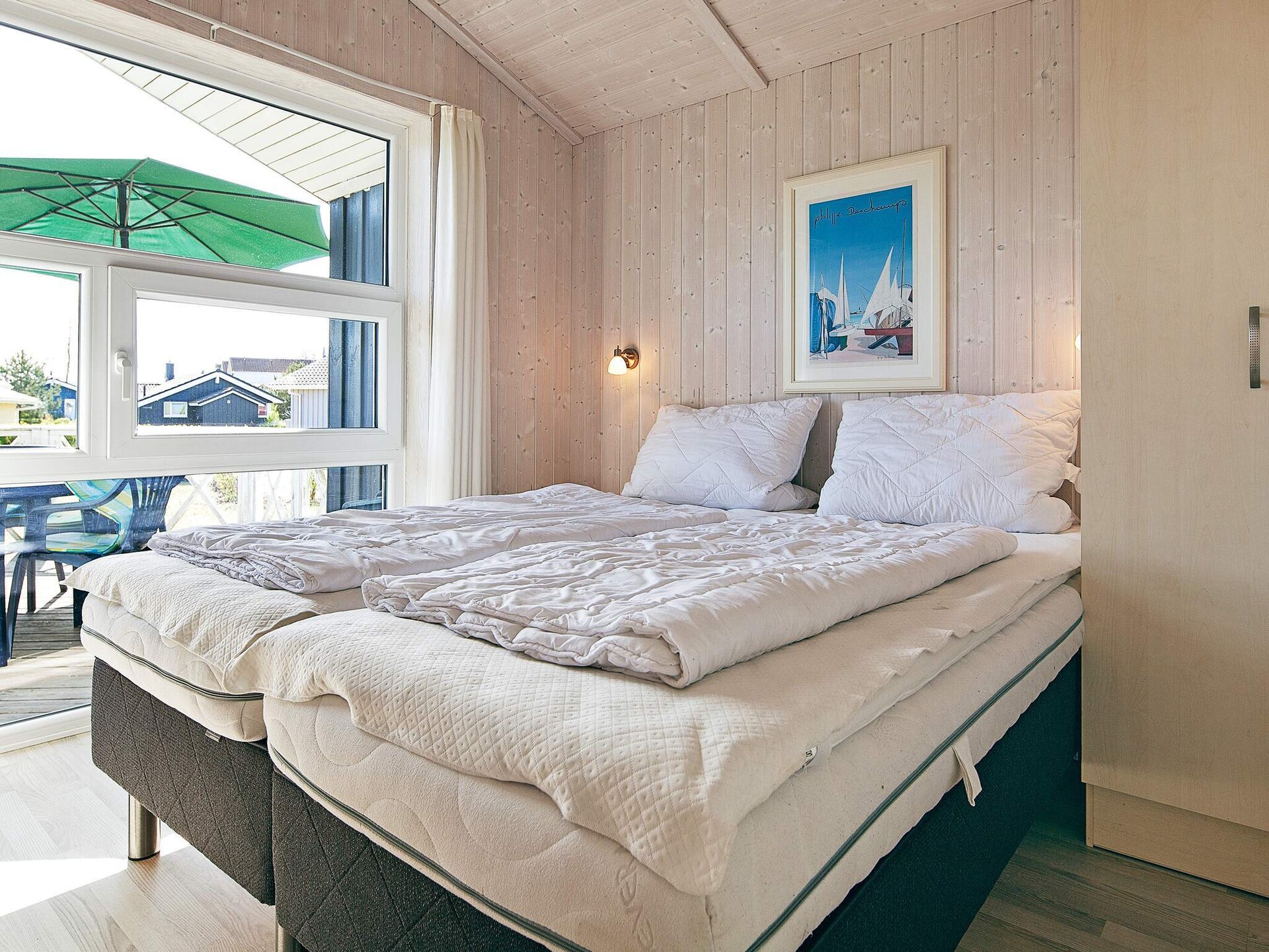 Licht Scandinavisch vakantiehuis met sauna en whirlpool, 250m van zee - foto 11