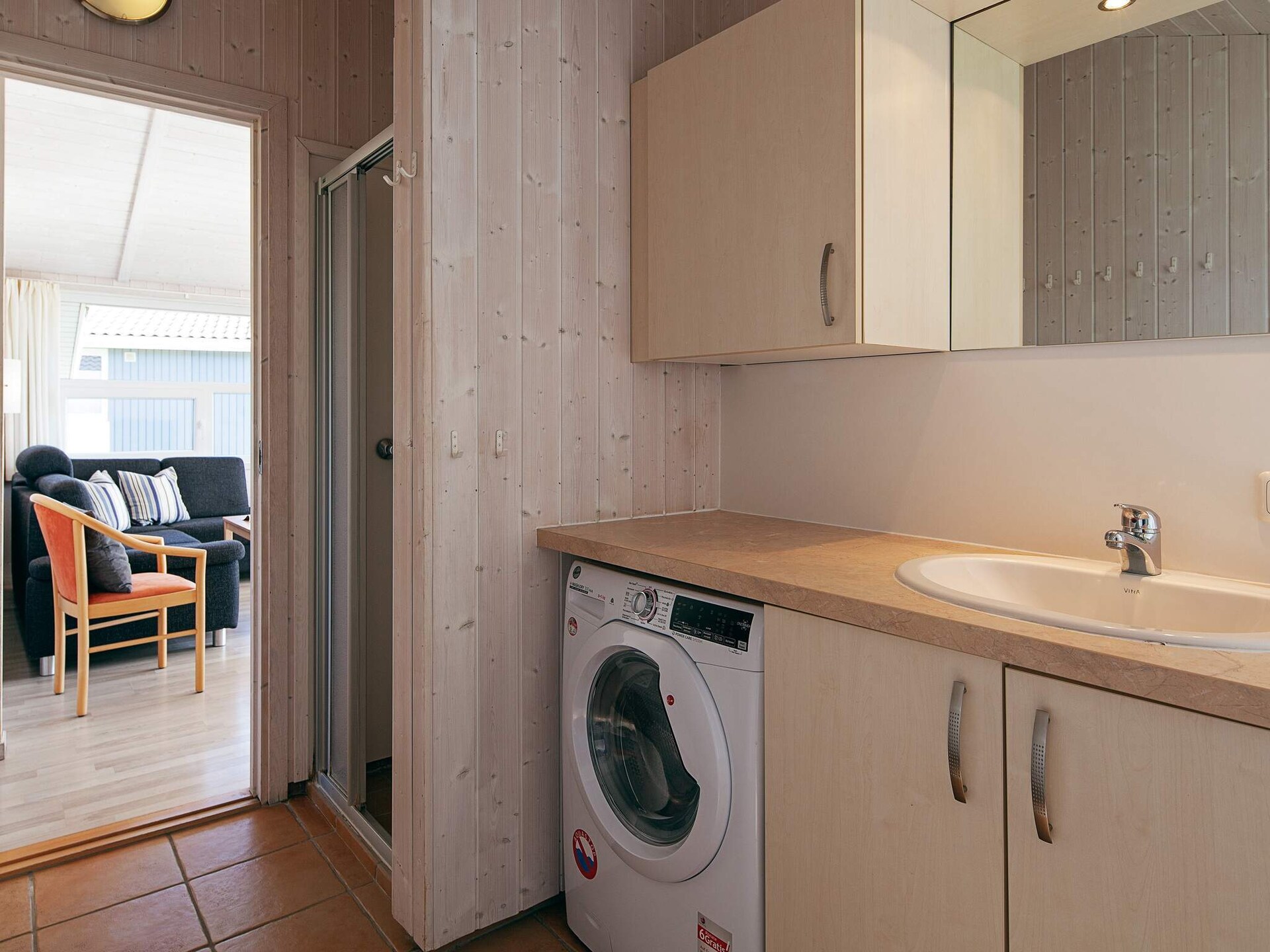 Licht Scandinavisch vakantiehuis met sauna en whirlpool, 250m van zee - foto 23