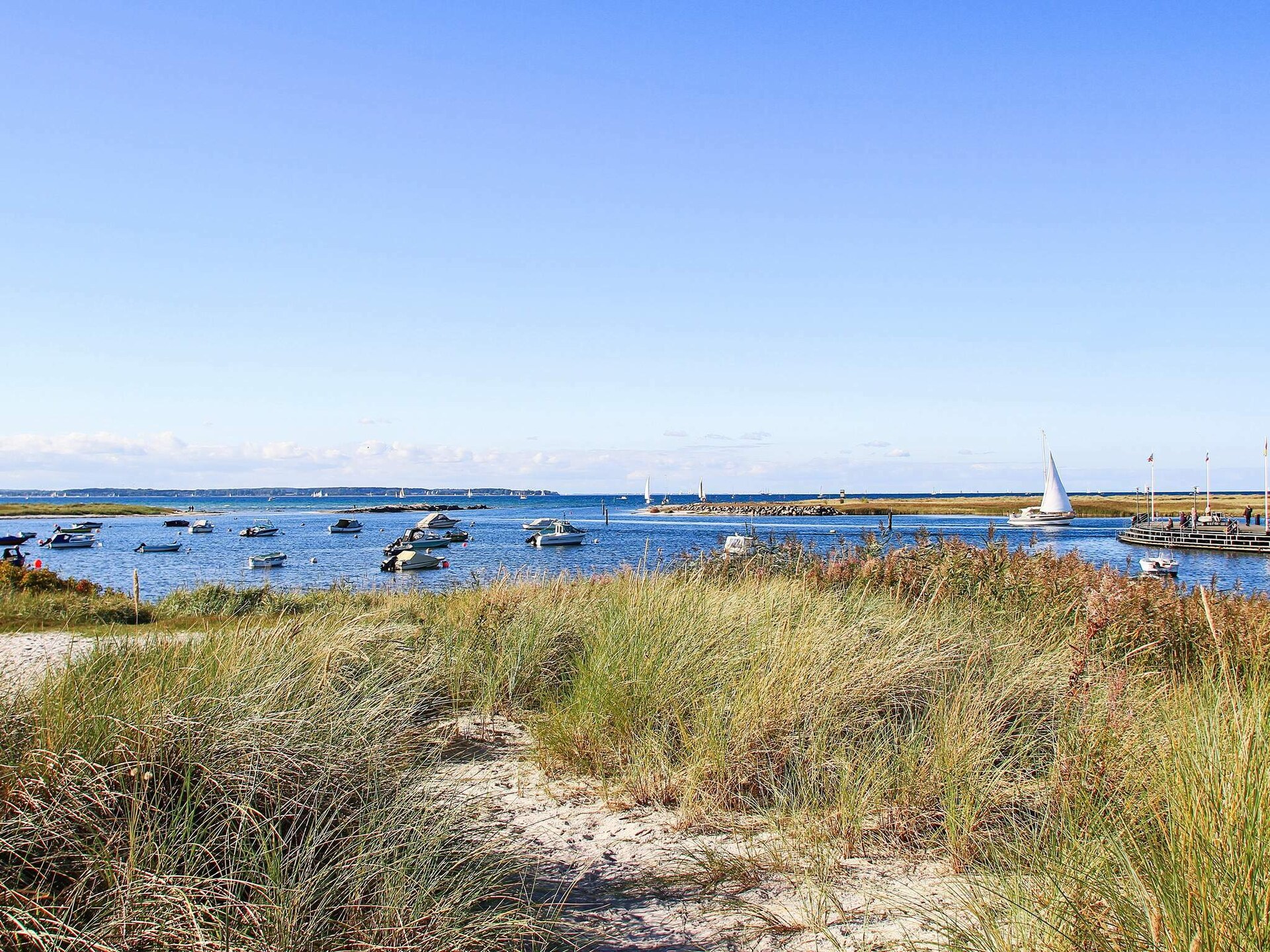 Panoramahuis op 70 meter van zee met sauna en whirlpool in Wendtorf - foto 42