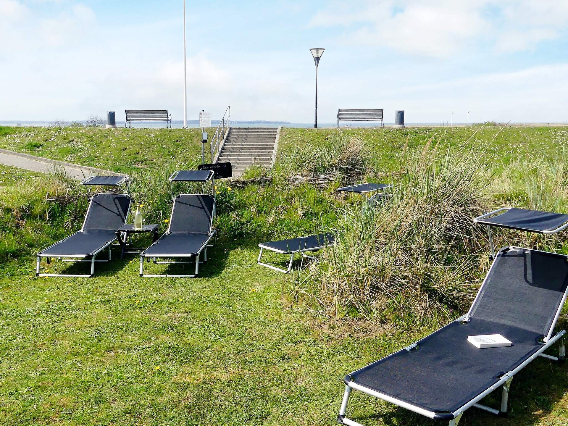 Vrijstaand vakantiehuis met panoramisch zeezicht op 70 meter van het strand in Wendtorf - foto 2