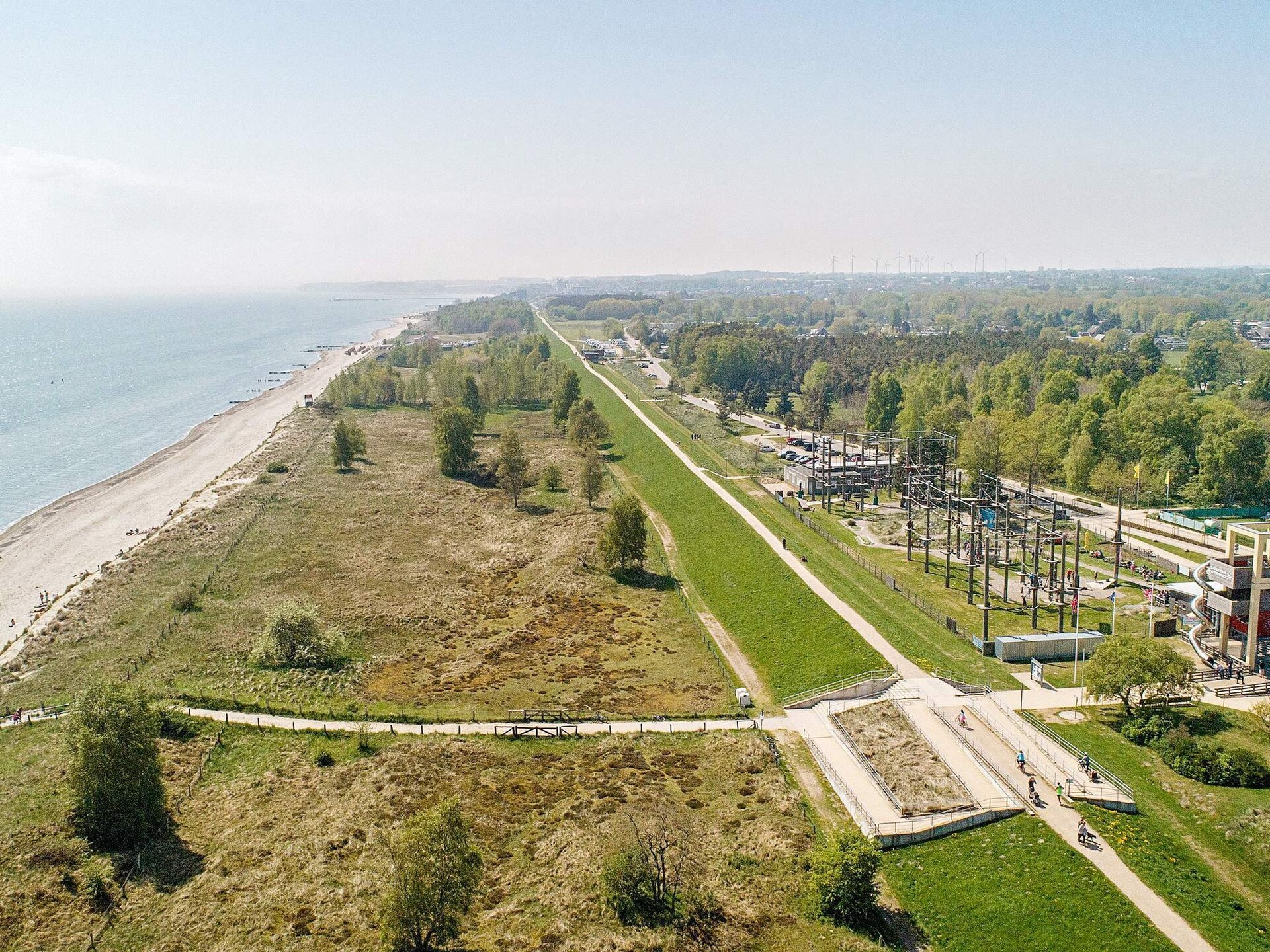 Aan zee: Licht vakantiehuis in Scandinavische stijl in Grömitz · 52 m² - foto 15