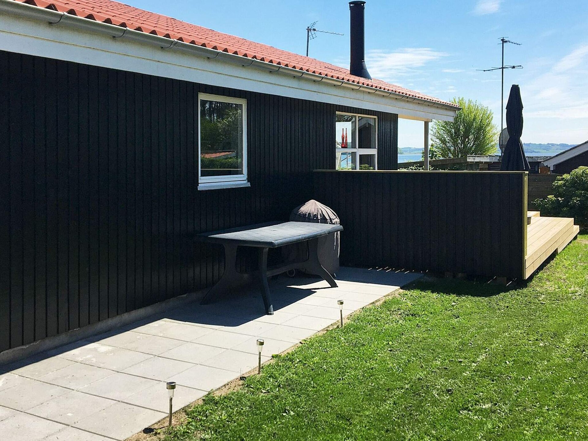 Knus vakantiehuis op 50 meter van zee bij Rønde - foto 8