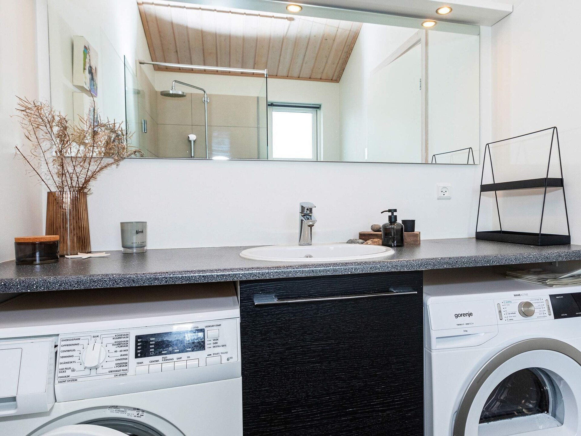Ruim vakantiehuis met whirlpool, sauna & biljart op 900m van strand in Løkken - foto 36