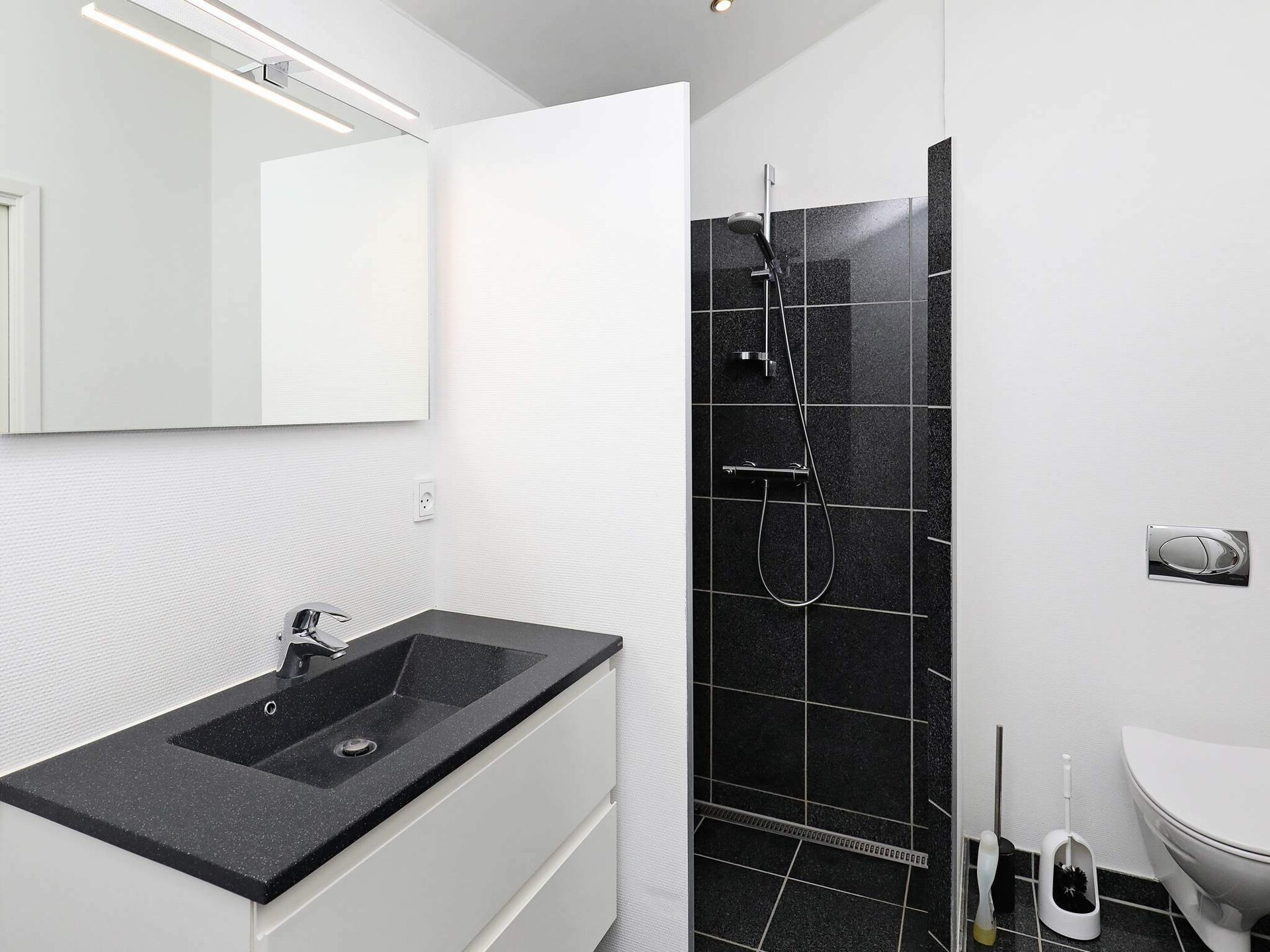 Licht appartement op 1e etage met zeezicht en twee balkons nabij Bogense Marina - foto 34