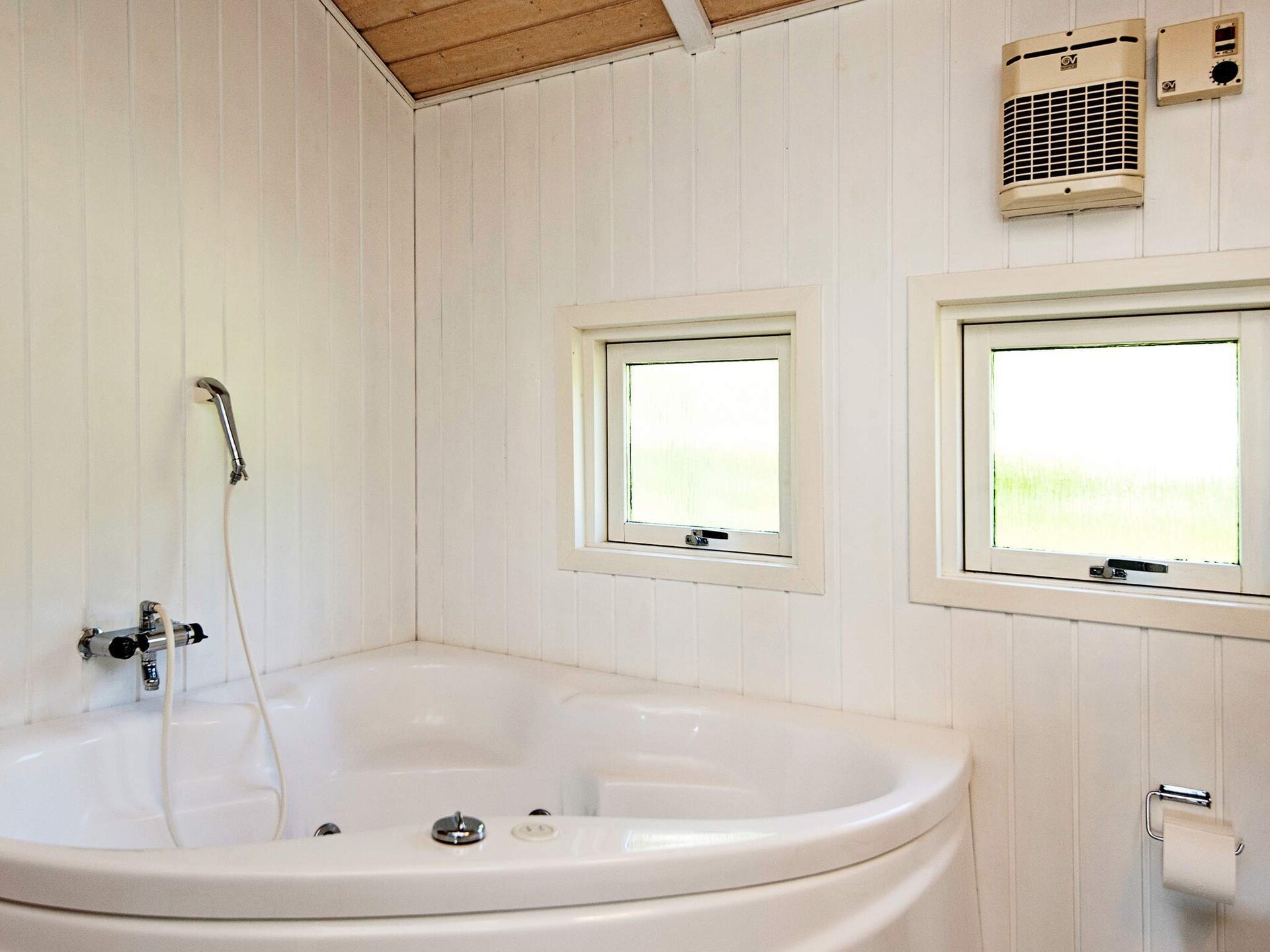 Aan zee: Ruim vakantiehuis in Sjølund met whirlpool en sauna - foto 6