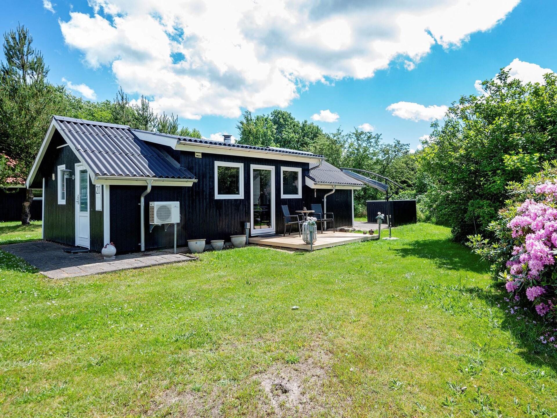 Vrijstaand vakantiehuis in Hovborg met terras en uitzicht op het groen - foto 1