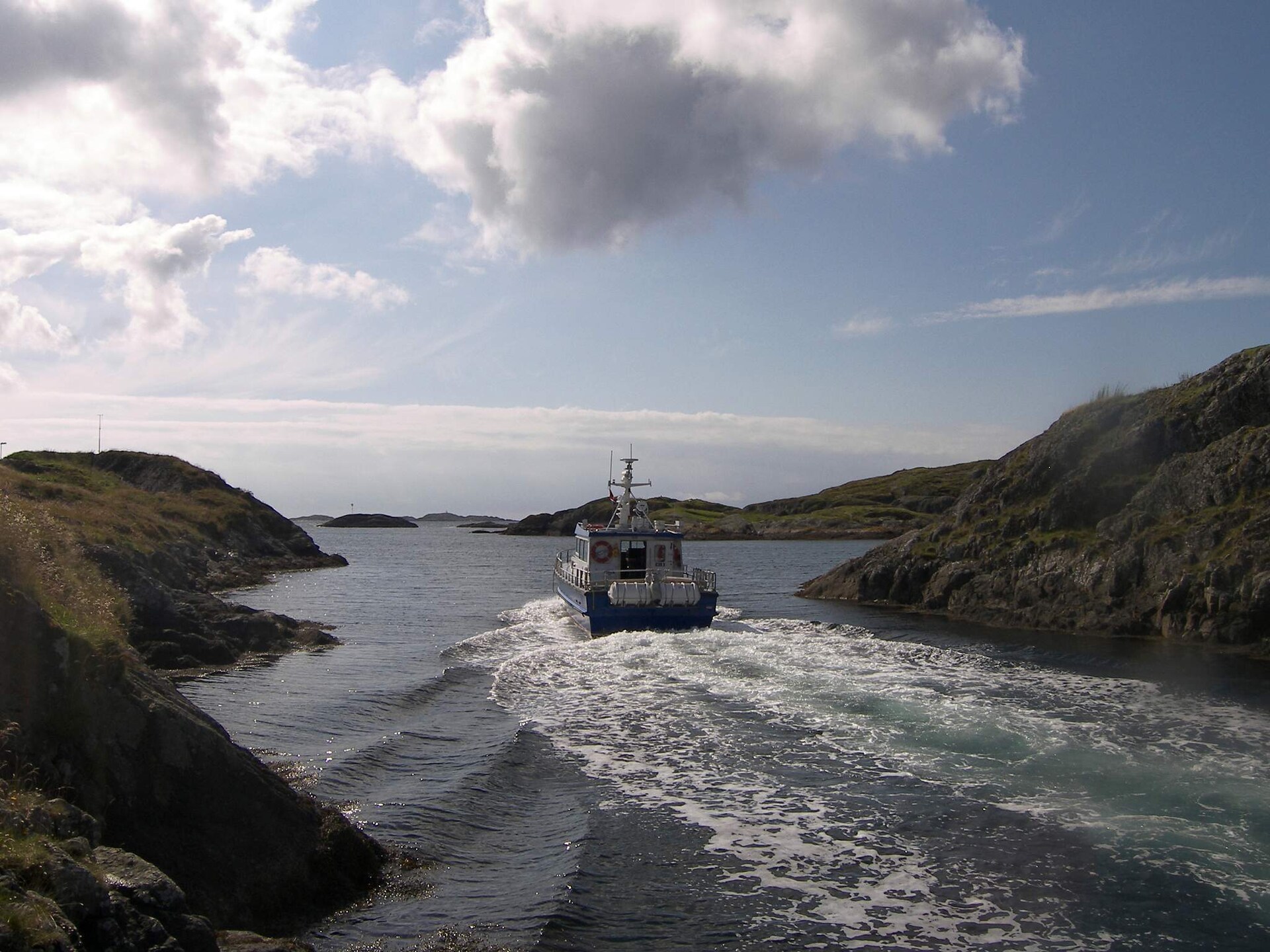 Modern vakantiehuis met panoramisch fjordzicht in Sørbøvåg - foto 29