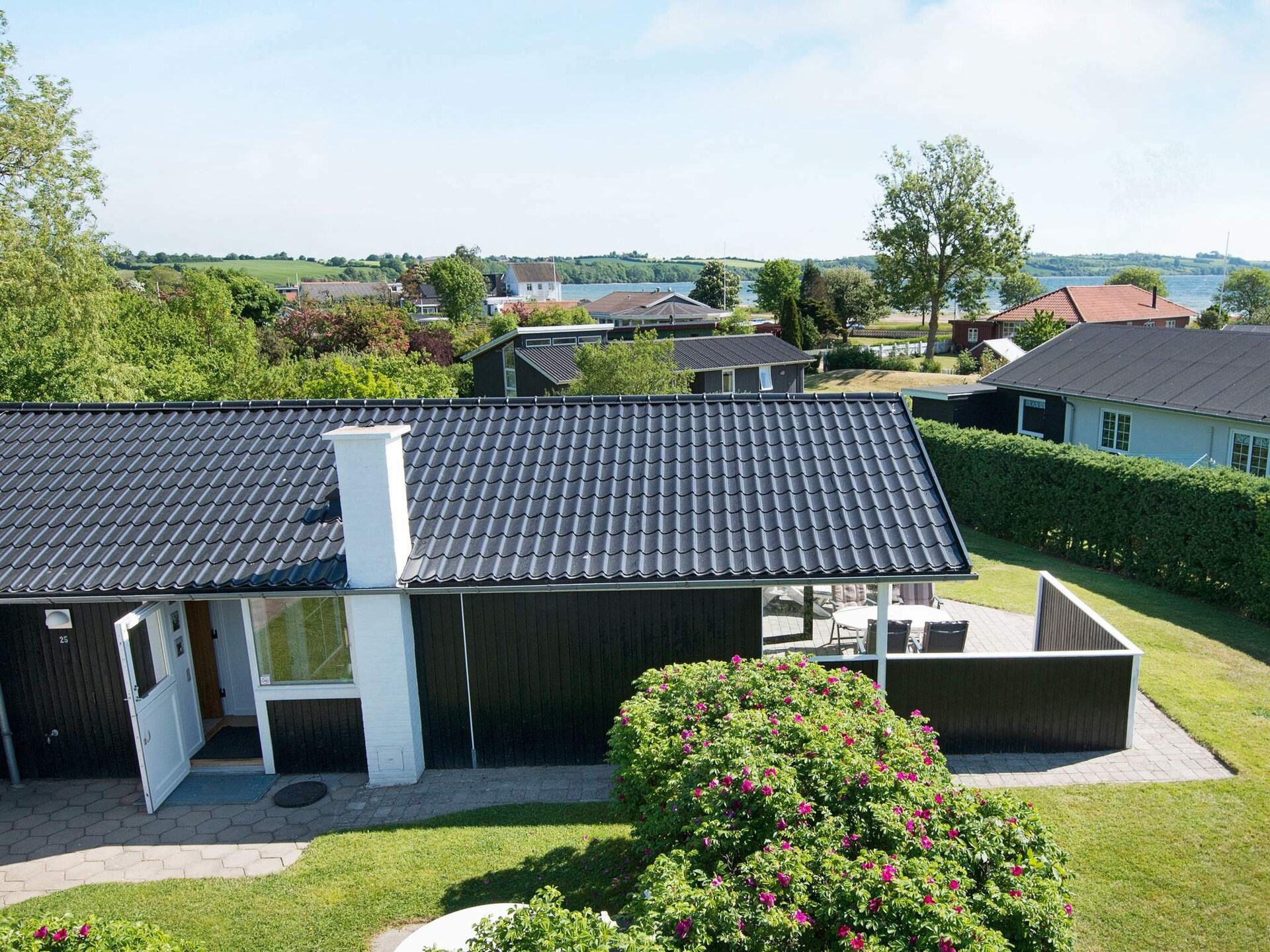 Vrijstaand vakantiehuis met zeezicht op 150m van het strand in Broager - foto 5