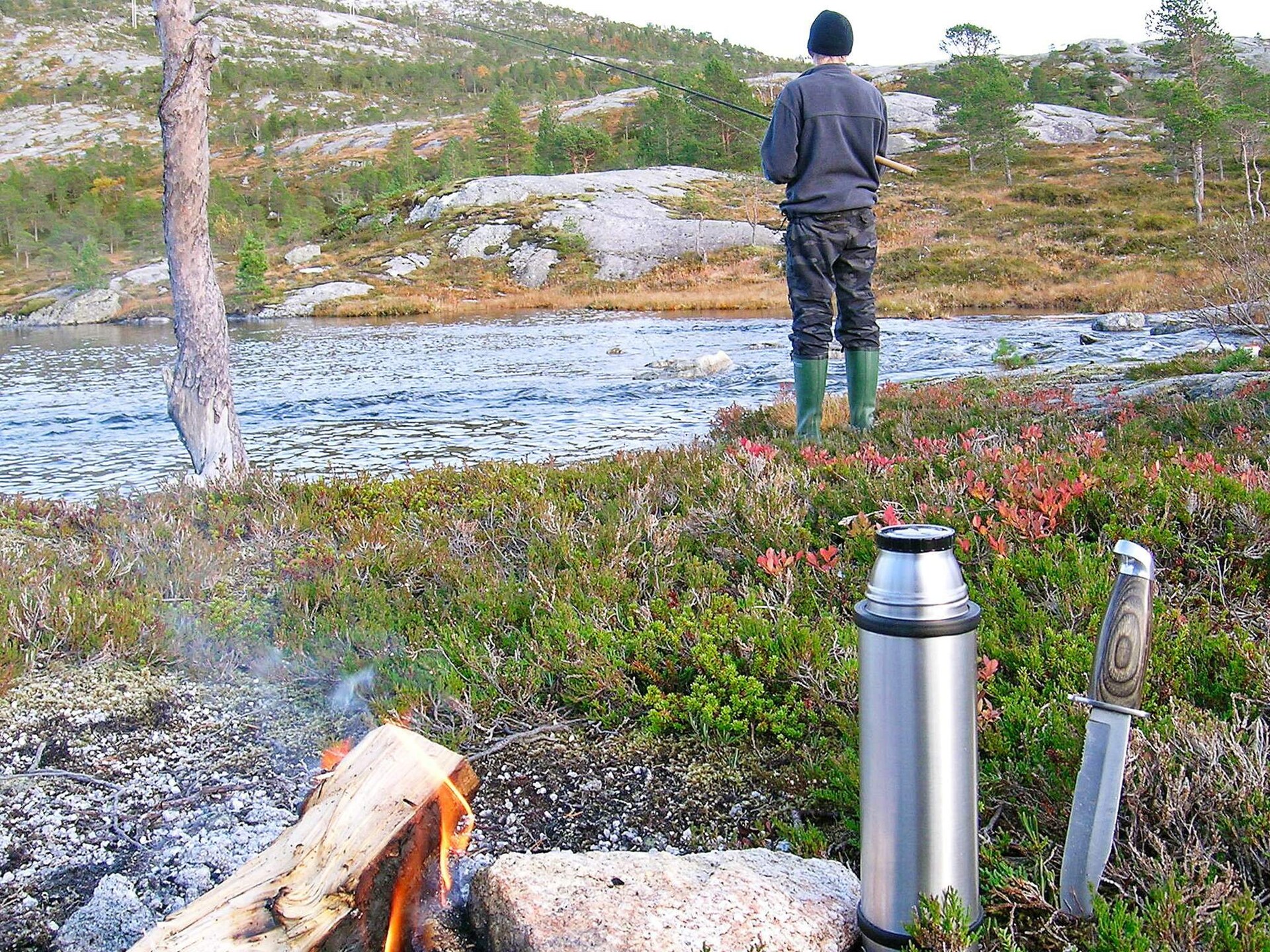 Ruim vakantiehuis met panoramisch fjorduitzicht en gratis boot in Follafoss - foto 24