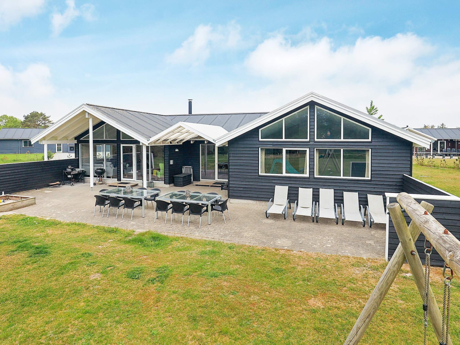 Groots vakantiehuis voor 18 personen met zwembad en activiteitenruimte, 350m van zee - foto 5