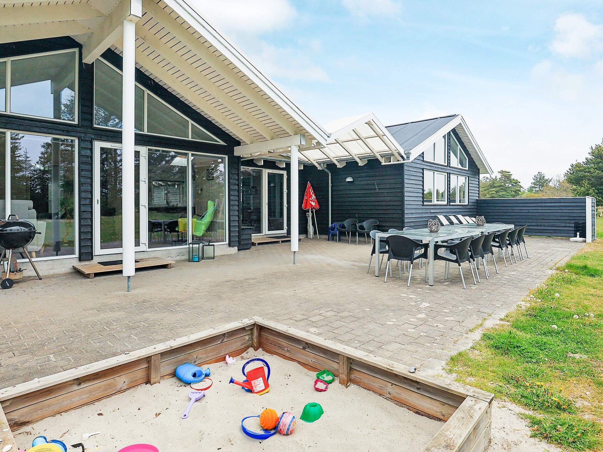 Groots vakantiehuis voor 18 personen met zwembad en activiteitenruimte, 350m van zee - foto 13
