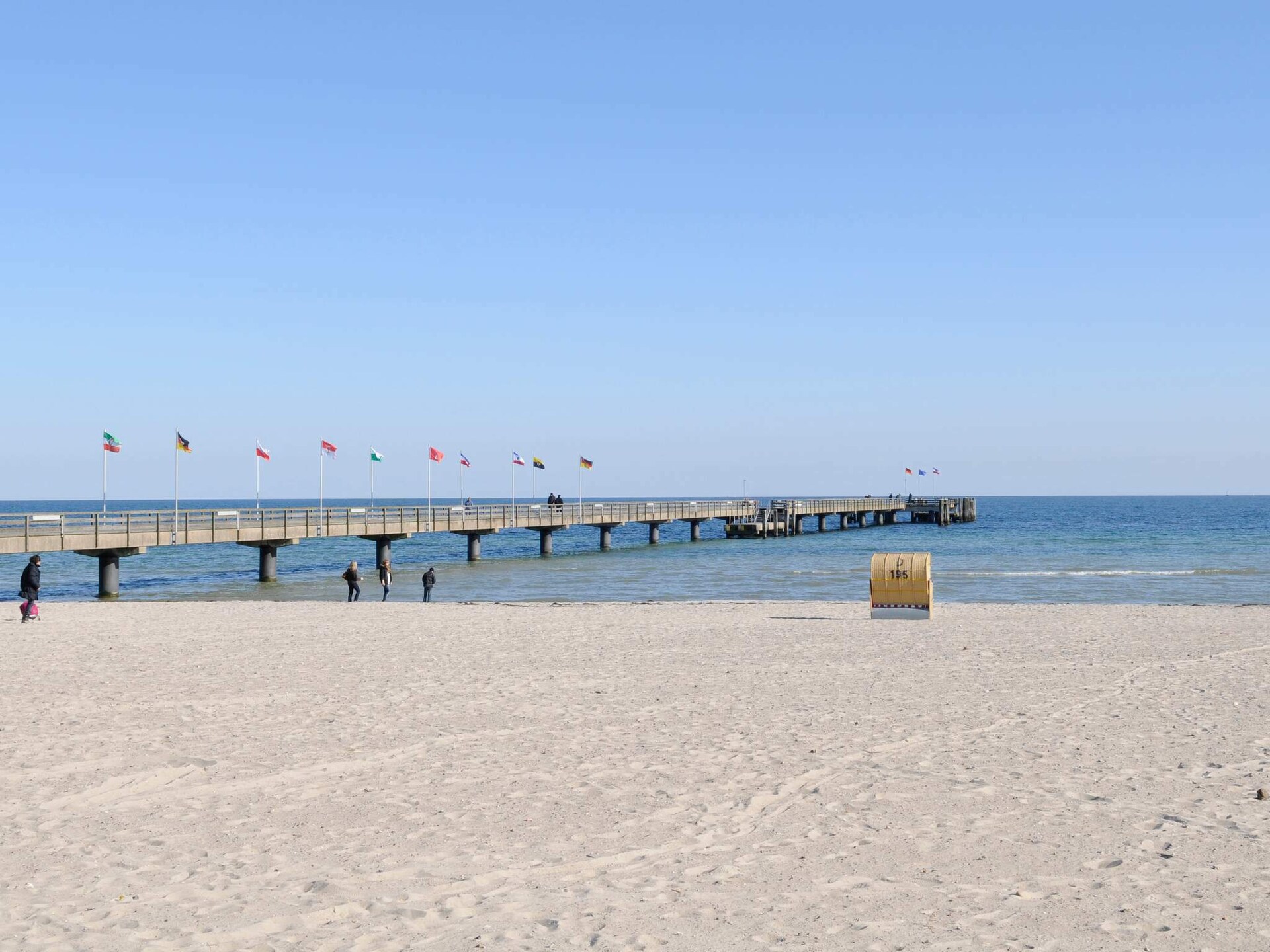 Modern appartement met sauna en zeezicht op 150m van het strand in Großenbrode - foto 24