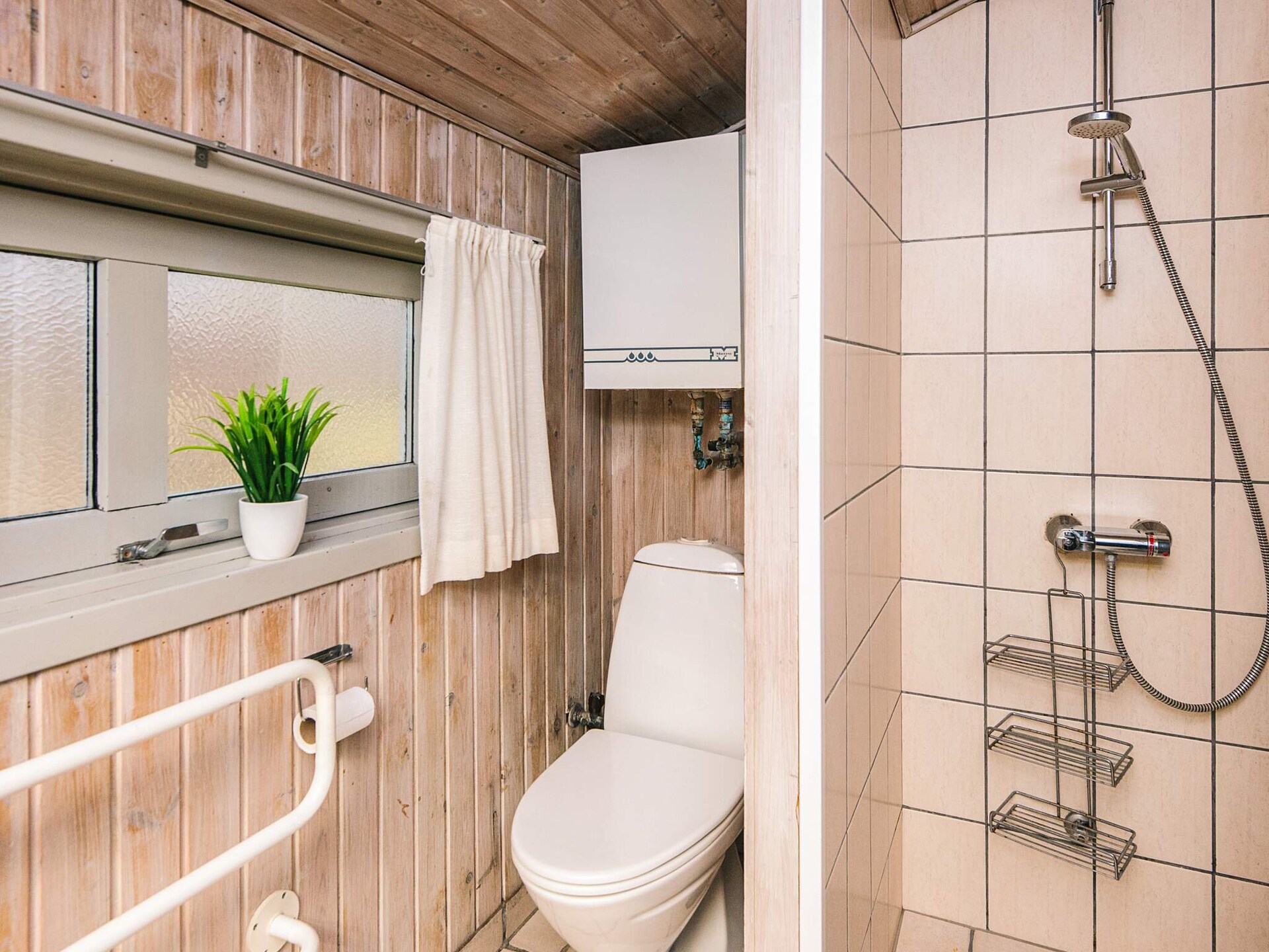 Ruim vakantiehuis met sauna & whirlpool bij het Kvie meer - foto 33