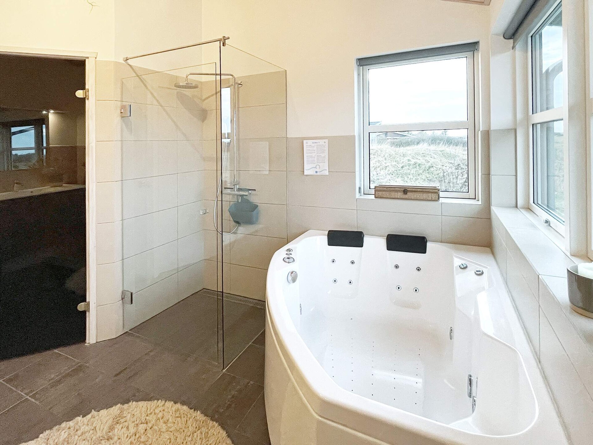 Ruim vakantiehuis met whirlpool & sauna op 900m van de Noordzeekust bij Løkken - foto 31